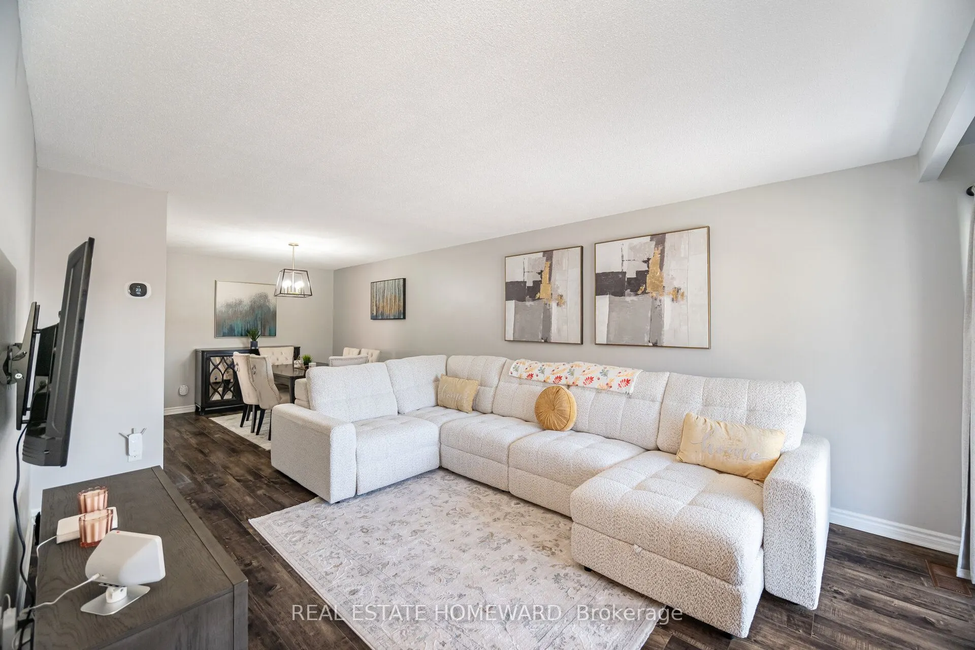 309 Royal Salisbury Way