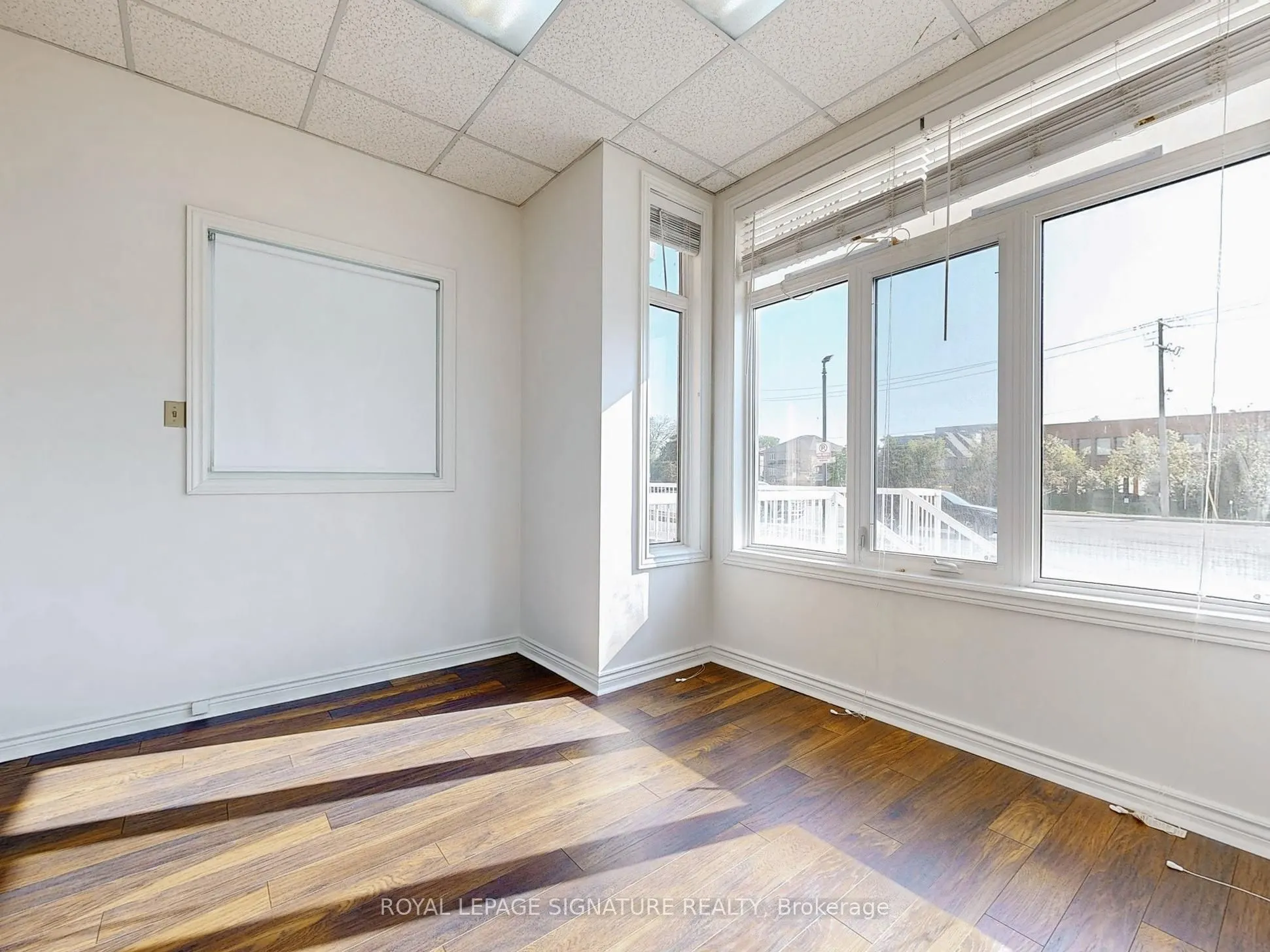 951 Wilson Avenue, #21L
