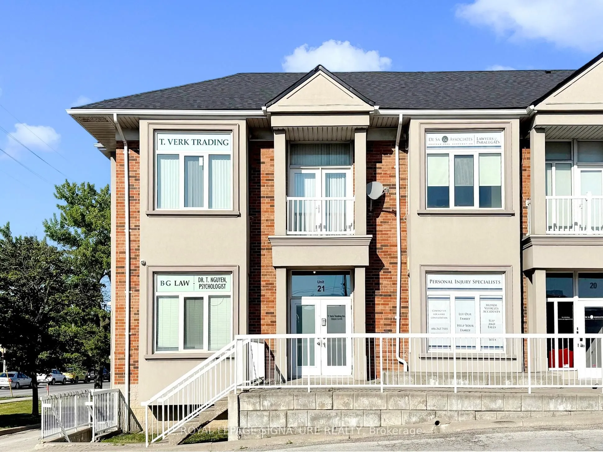 951 Wilson Avenue, #21L