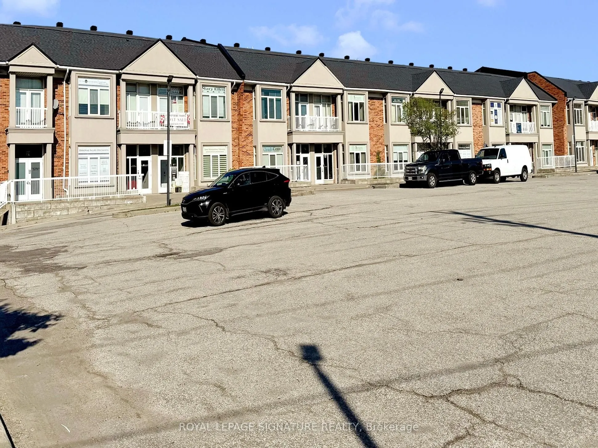 951 Wilson Avenue, #21L