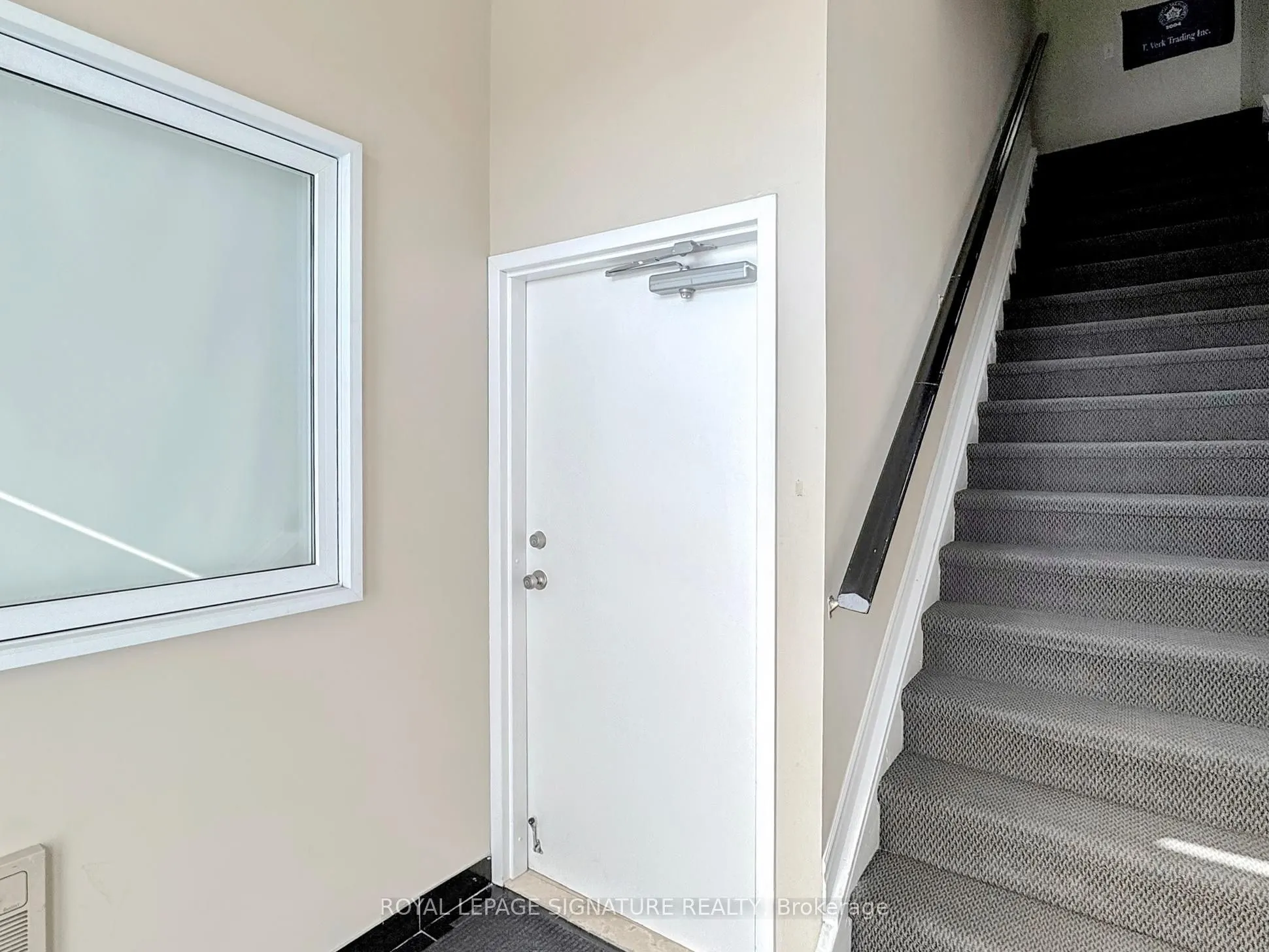 951 Wilson Avenue, #21L