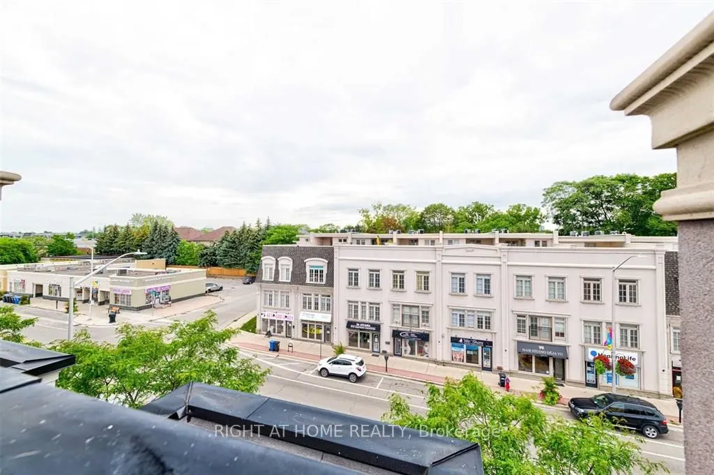 99 BRANT Street S, #6