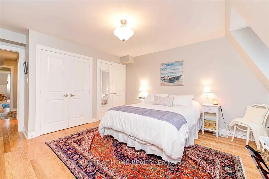 99 BRANT Street S, #6