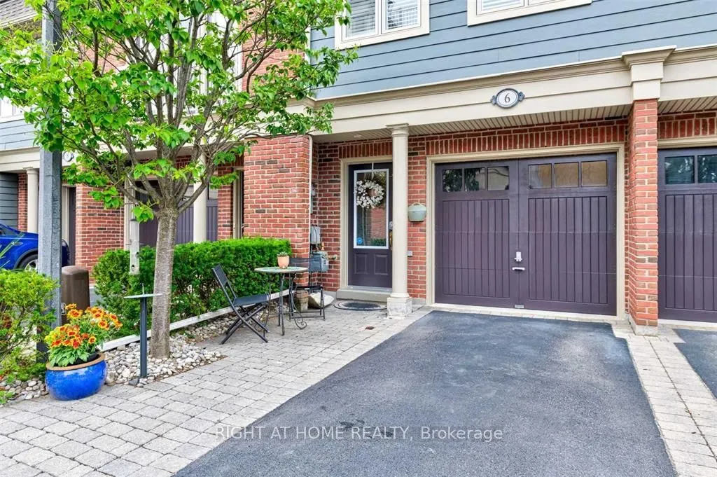 99 BRANT Street S, #6