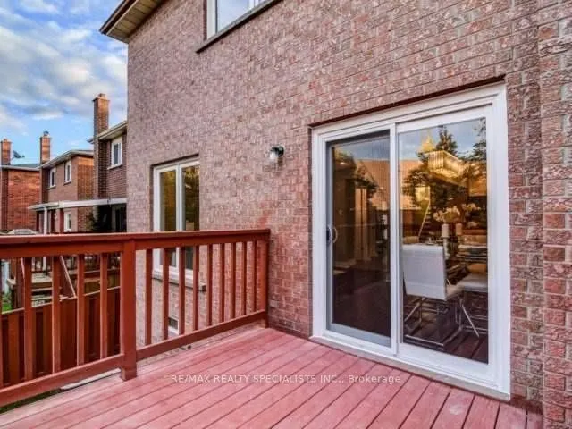 3017 Olympus Mews, #Upper