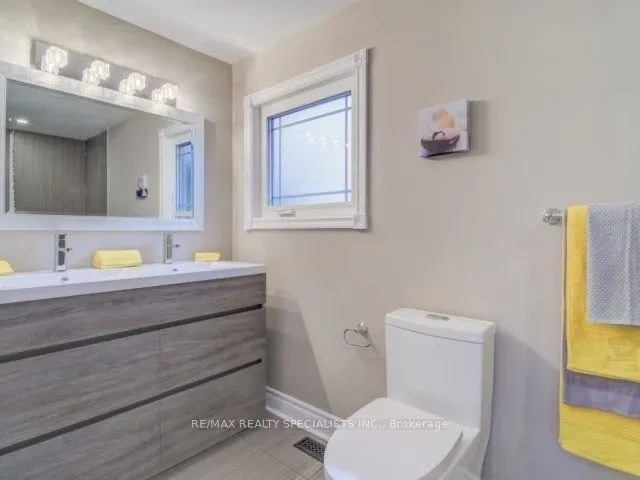 3017 Olympus Mews, #Upper