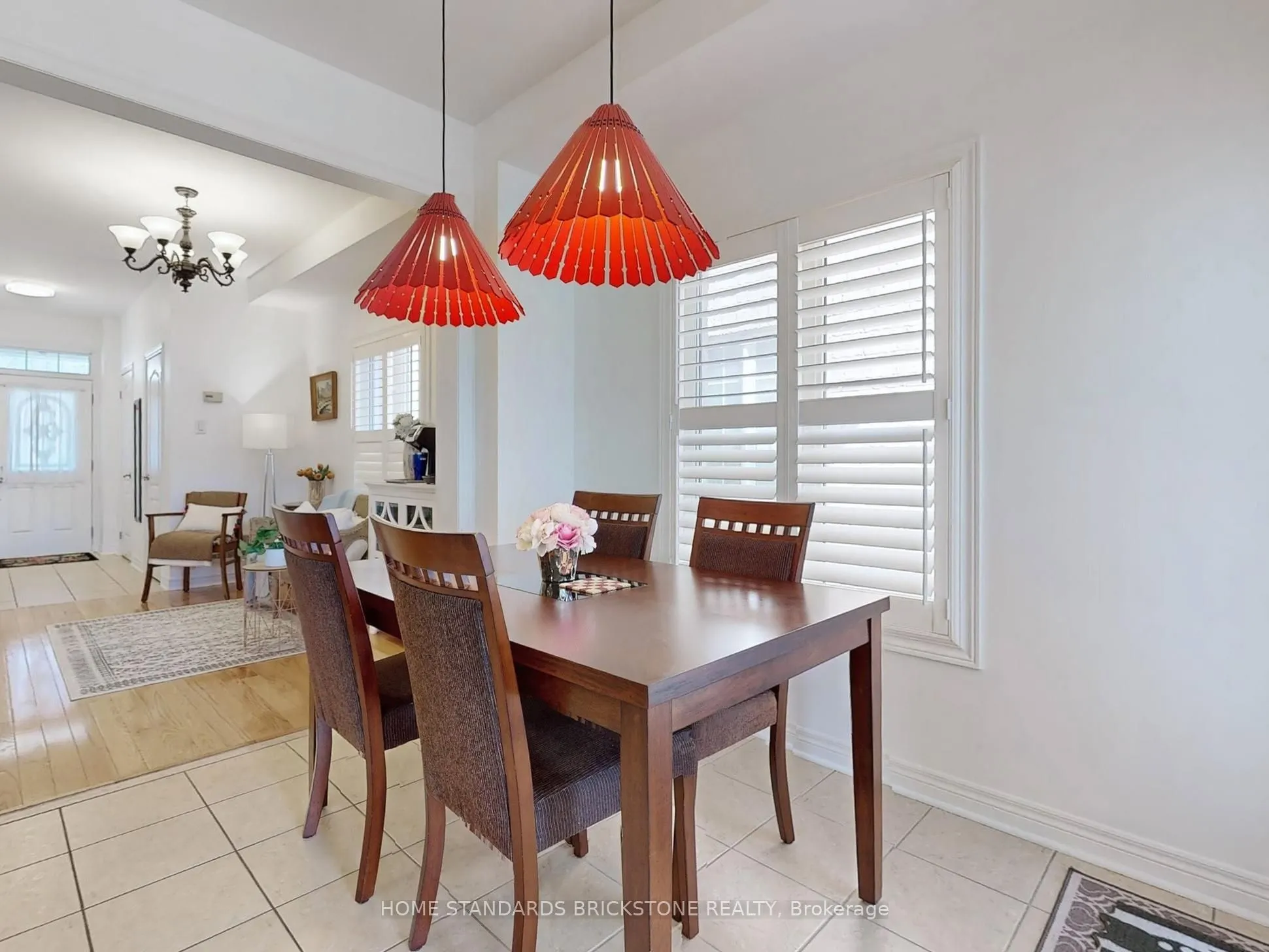 50 Versailles Crescent