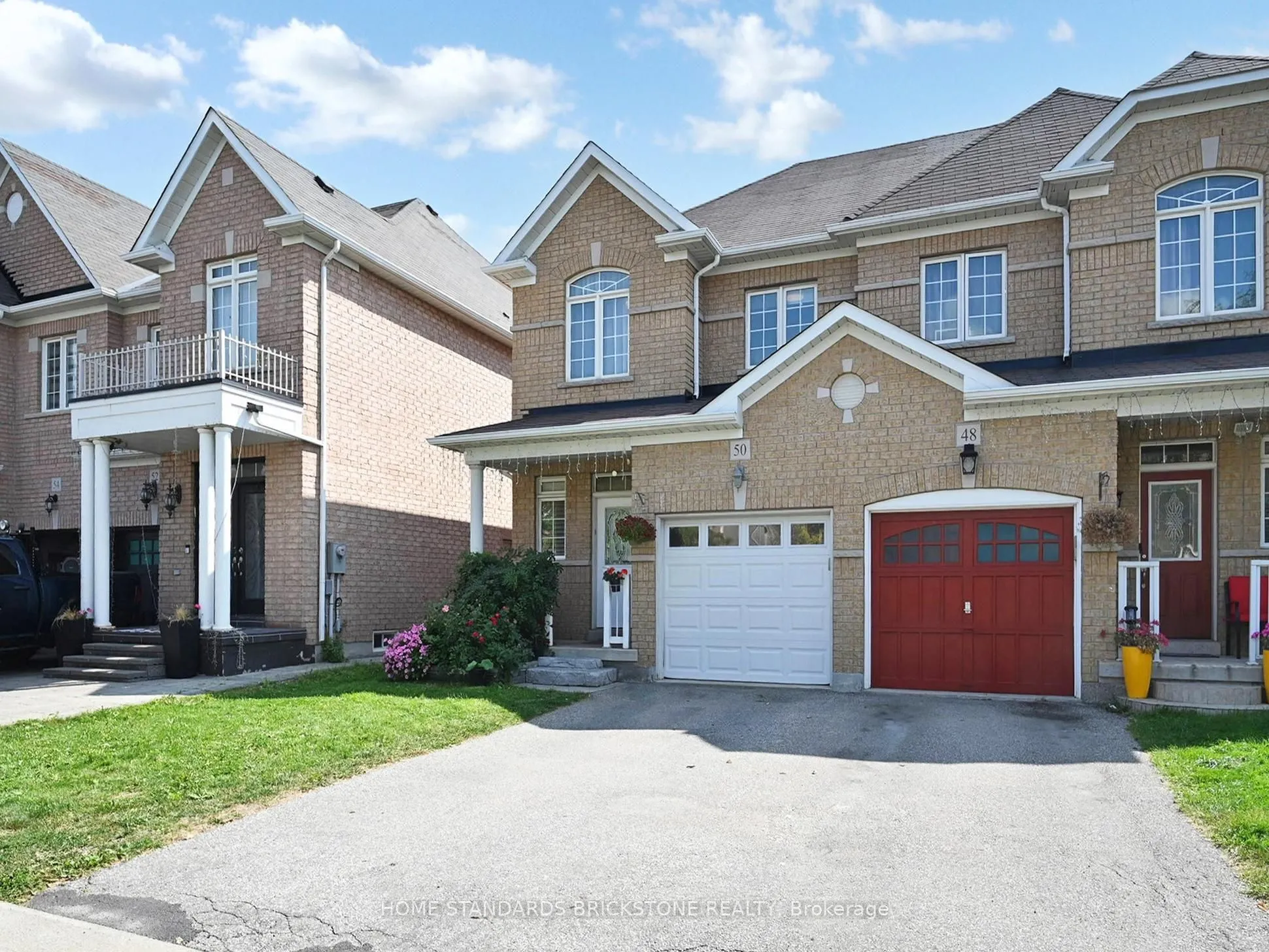 50 Versailles Crescent