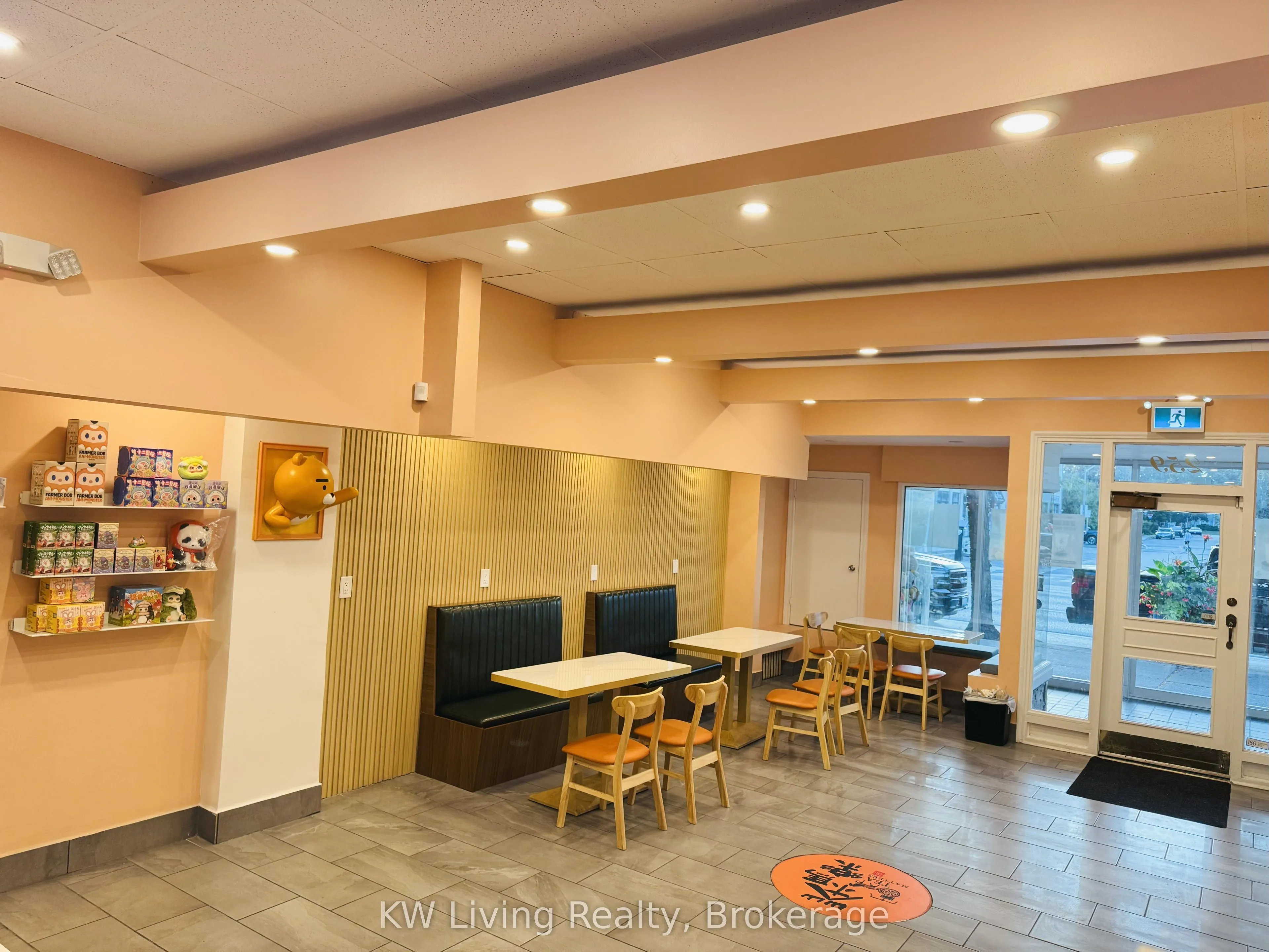 259 Lakeshore Road E