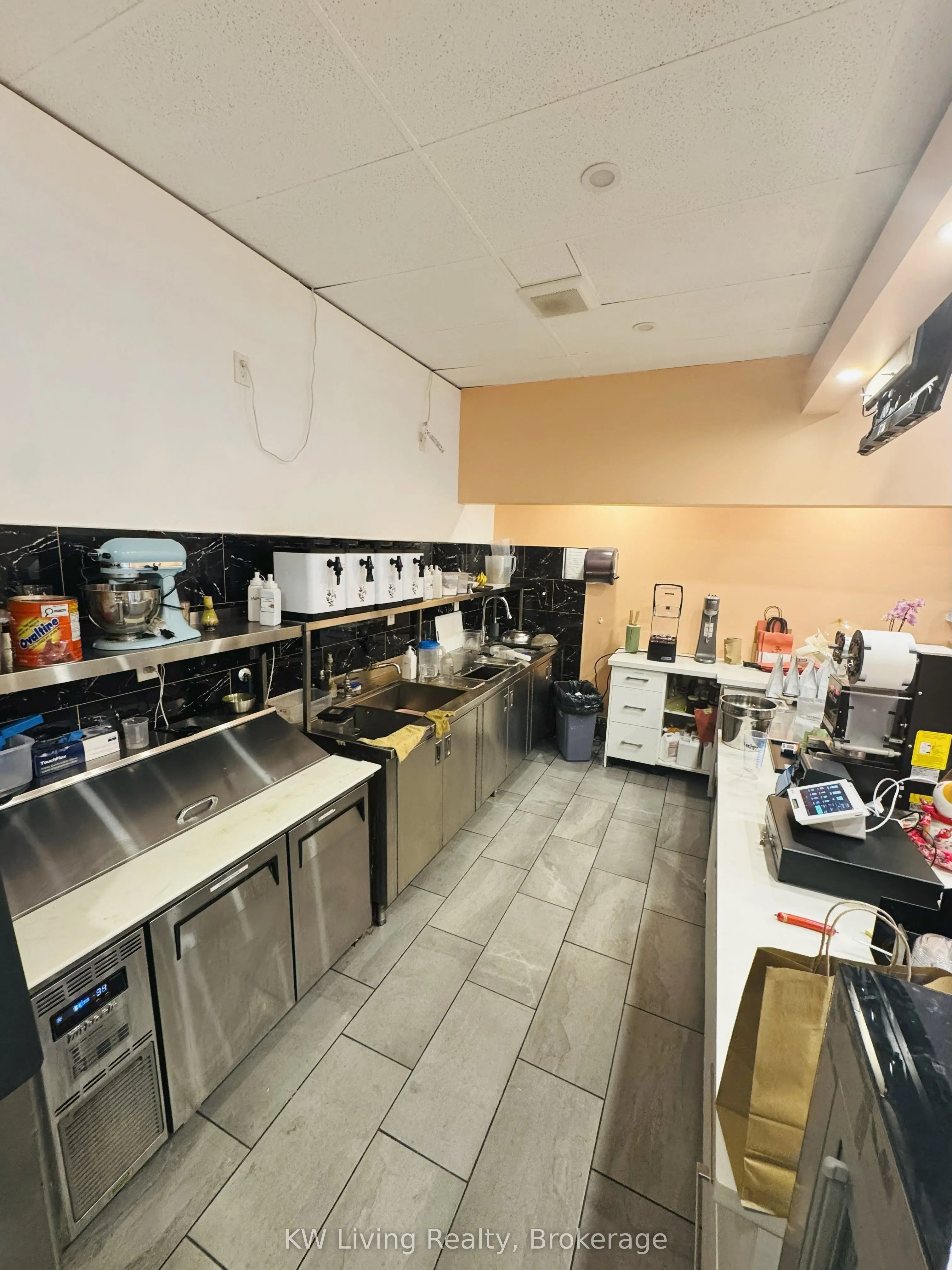 259 Lakeshore Road E