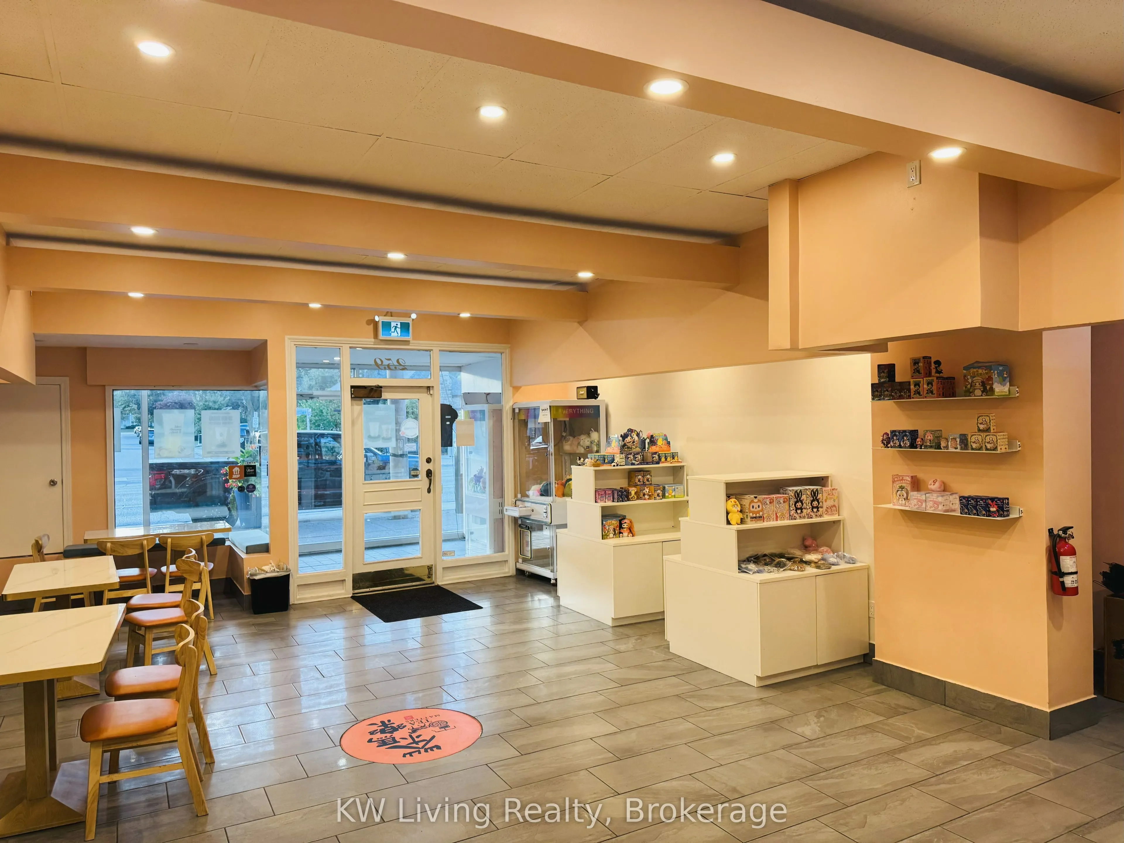 259 Lakeshore Road E