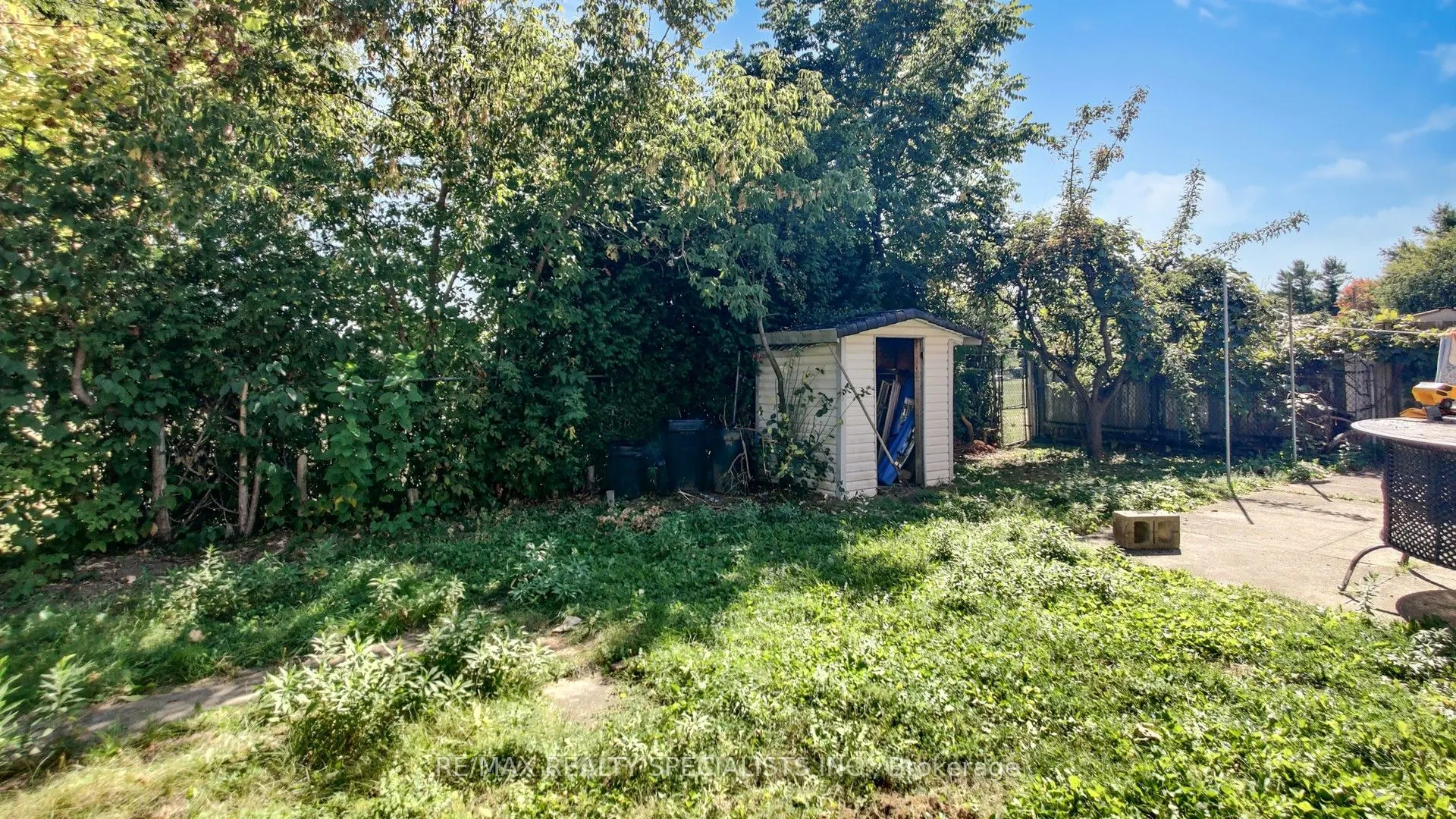 42 Dantek Court