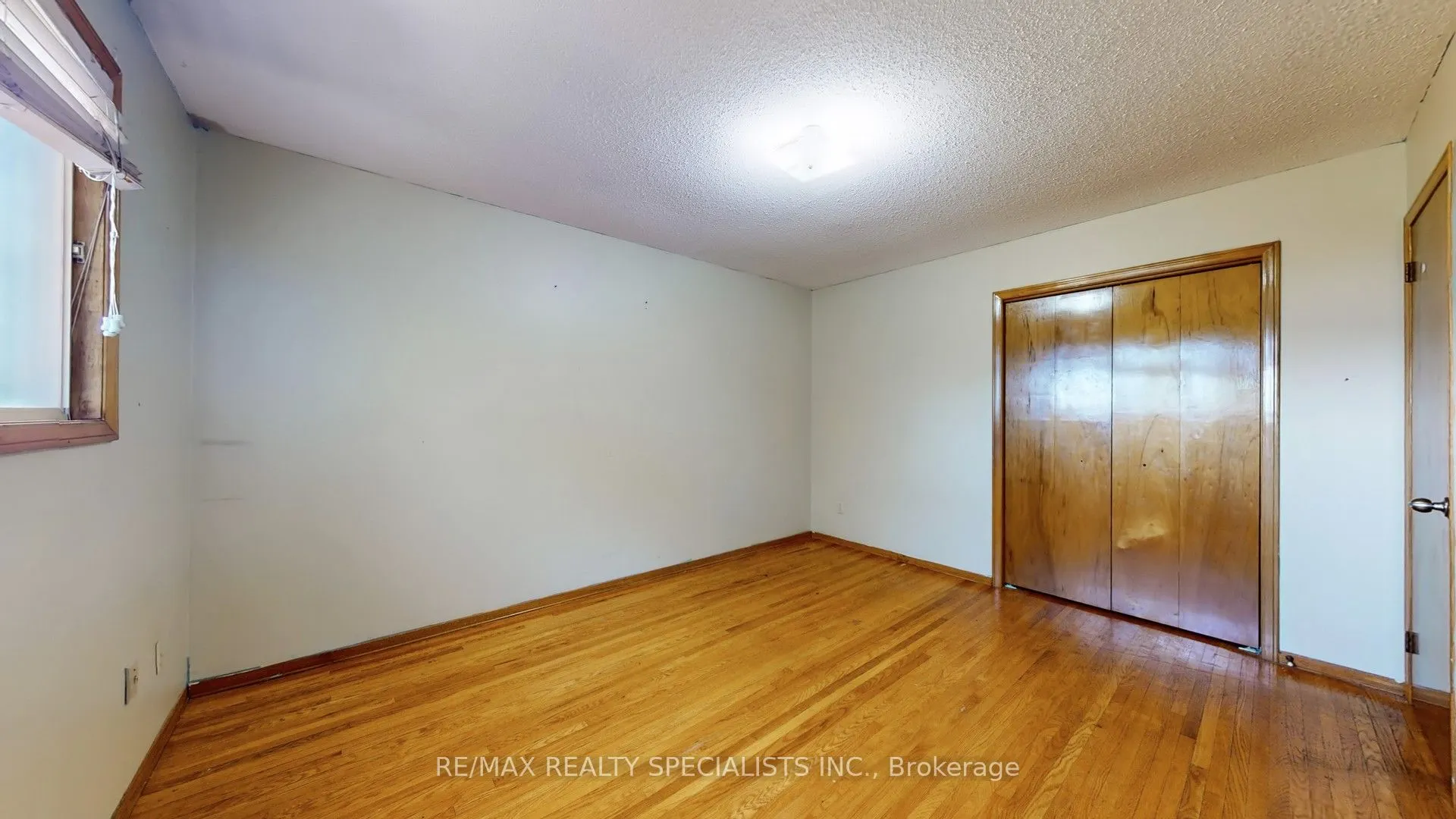 42 Dantek Court