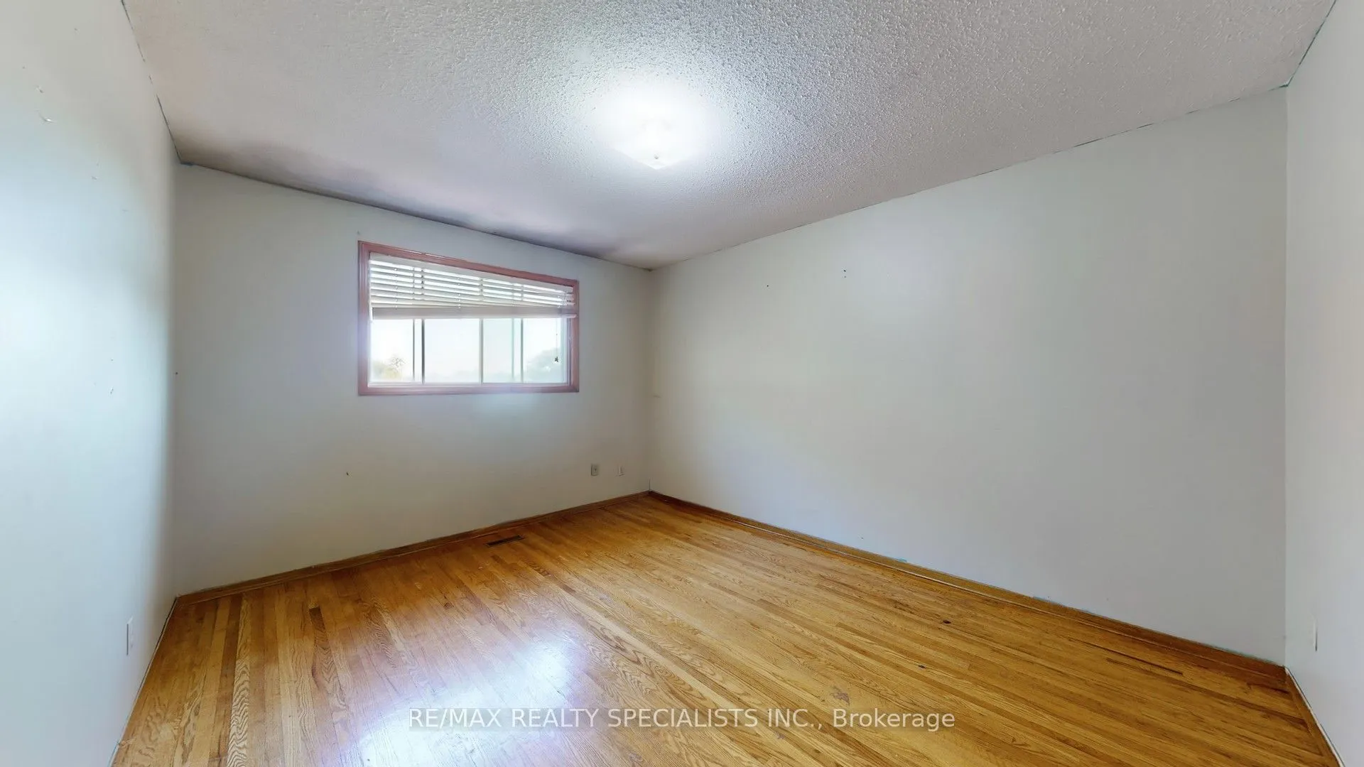 42 Dantek Court