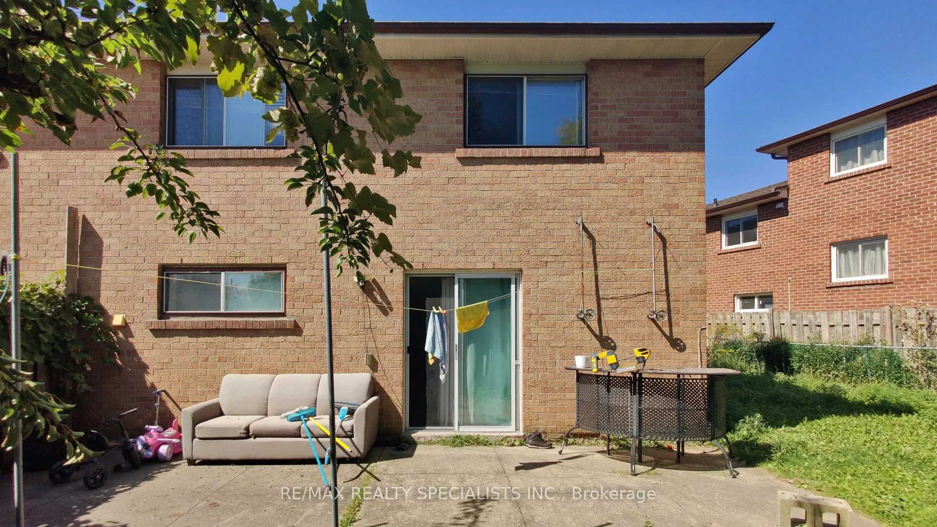 42 Dantek Court