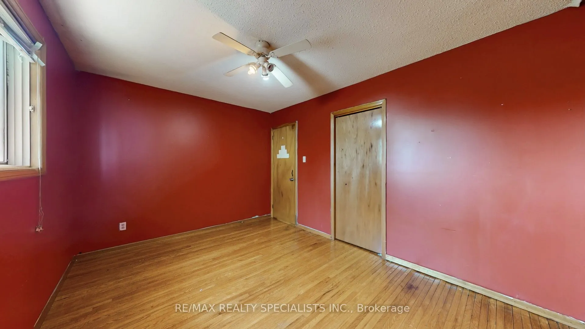 42 Dantek Court