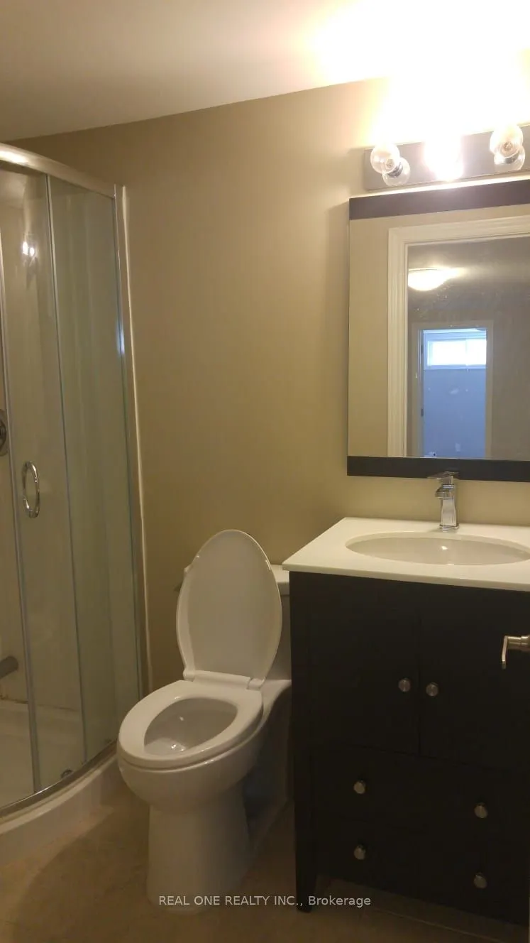 1218 Shamir Crescent