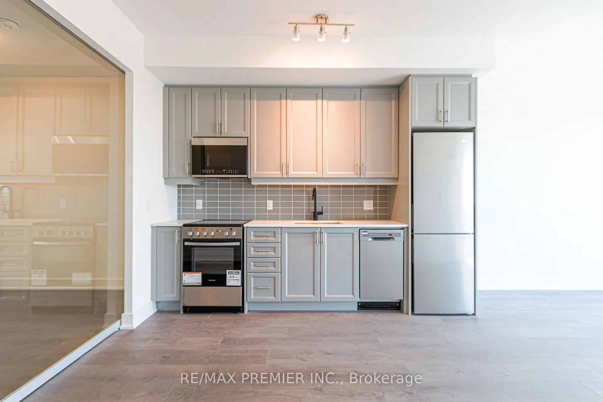 2343 Khalsa Gate, #826