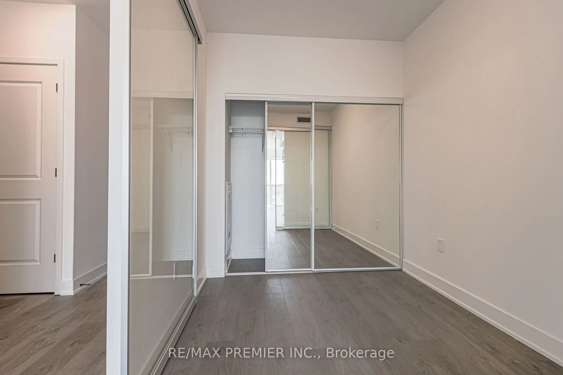 2343 Khalsa Gate, #826
