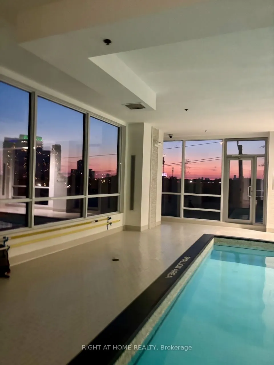 16 Brookers Lane, #2302