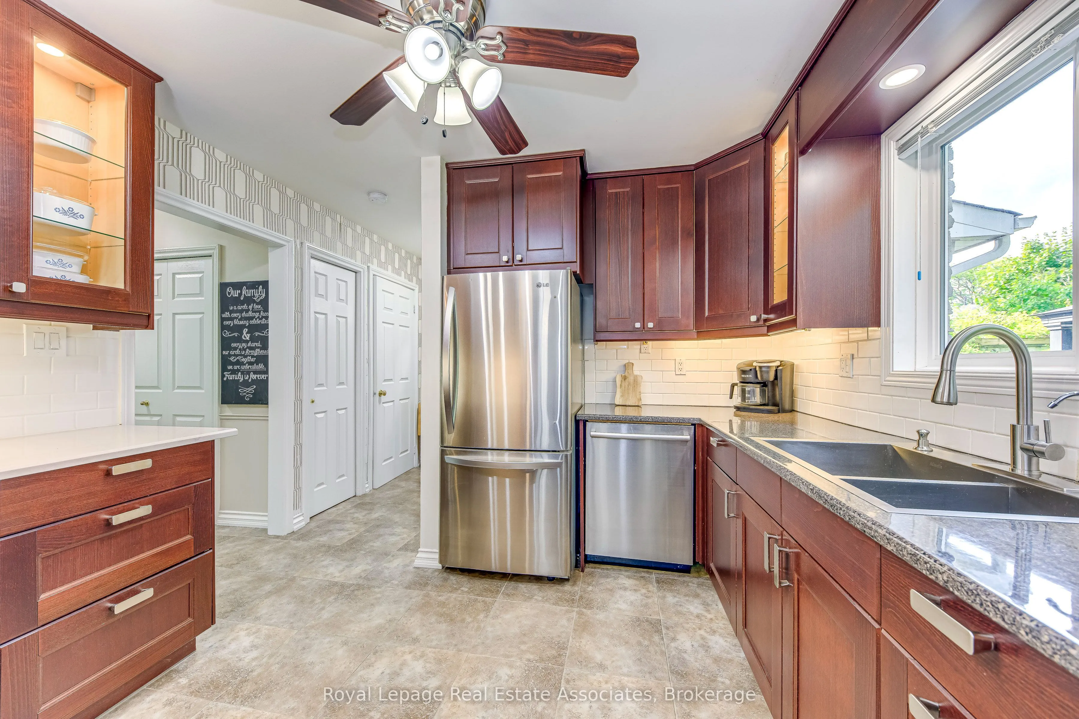 2406 Buttonbush Crescent