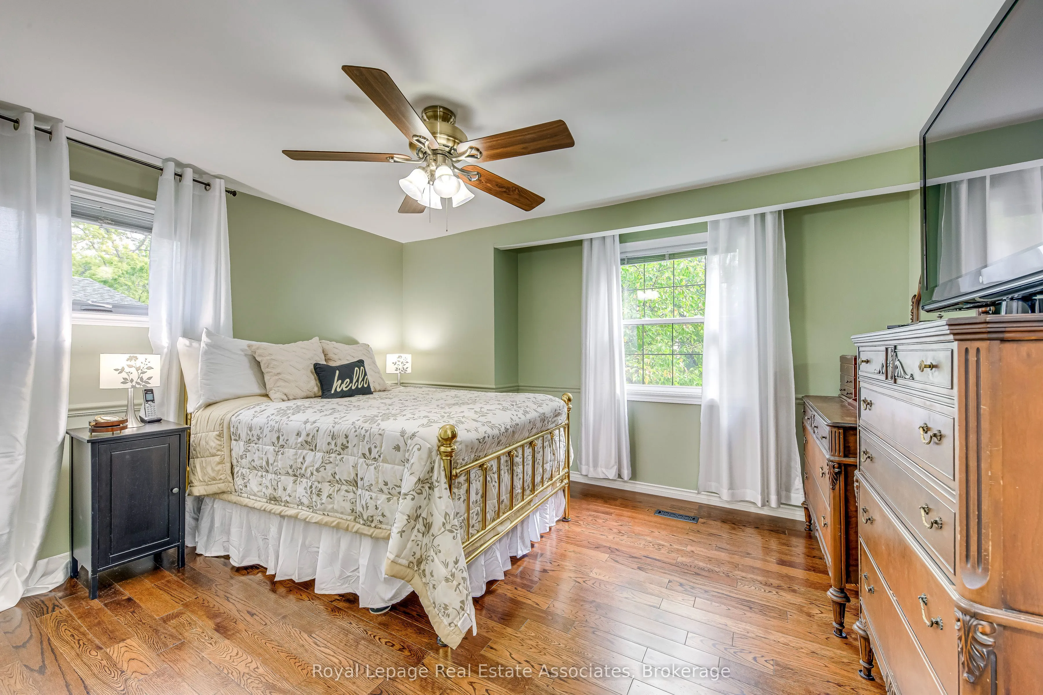 2406 Buttonbush Crescent