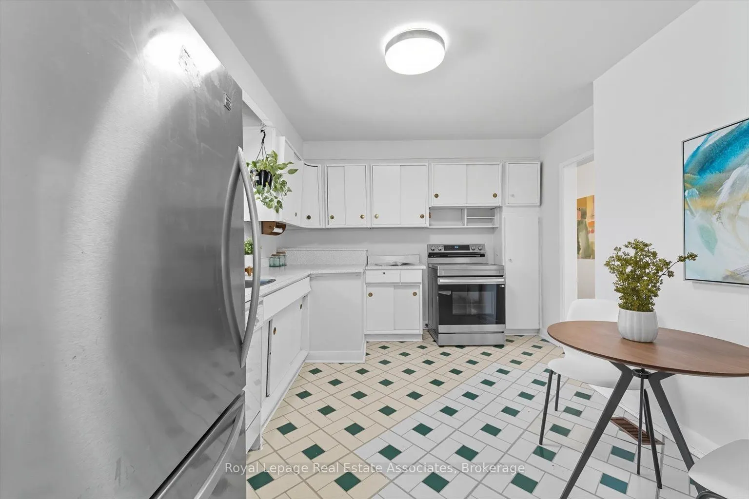 1229 Welwyn Drive