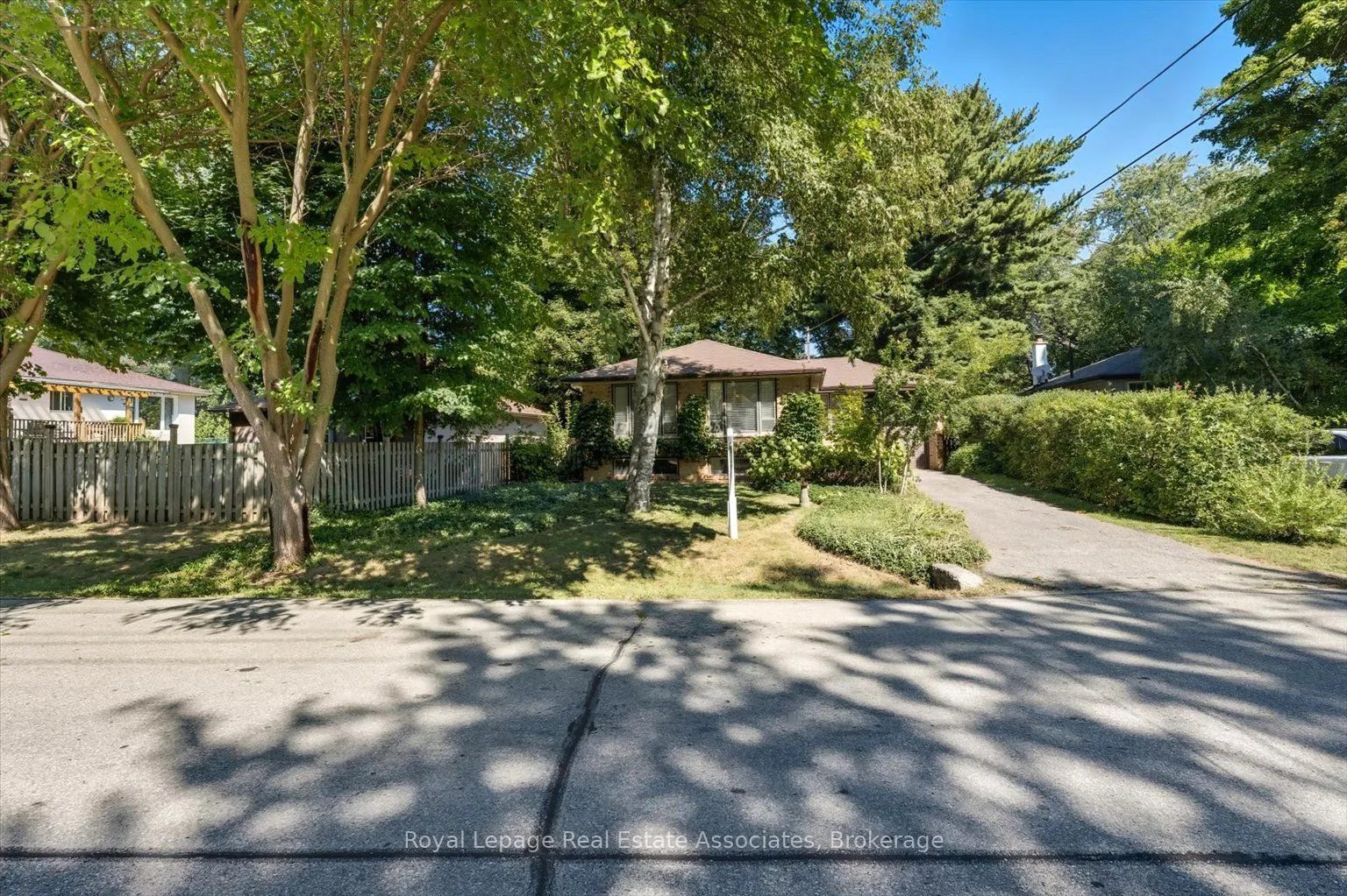 1229 Welwyn Drive