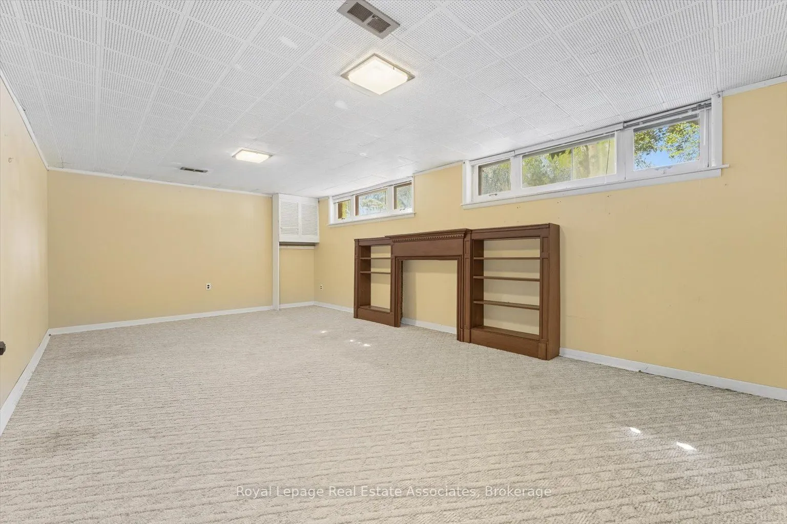 1229 Welwyn Drive