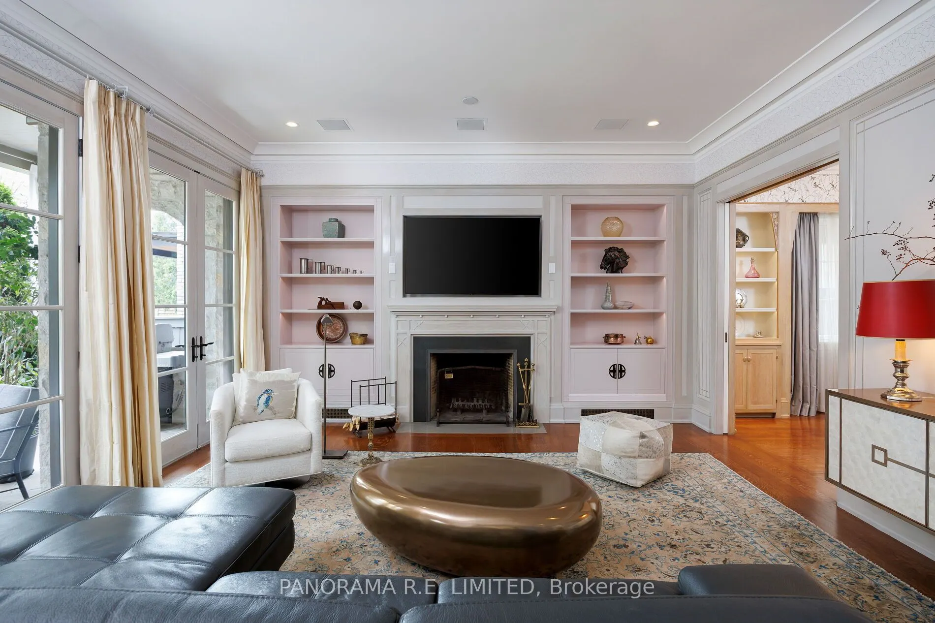 19 Graystone Gardens