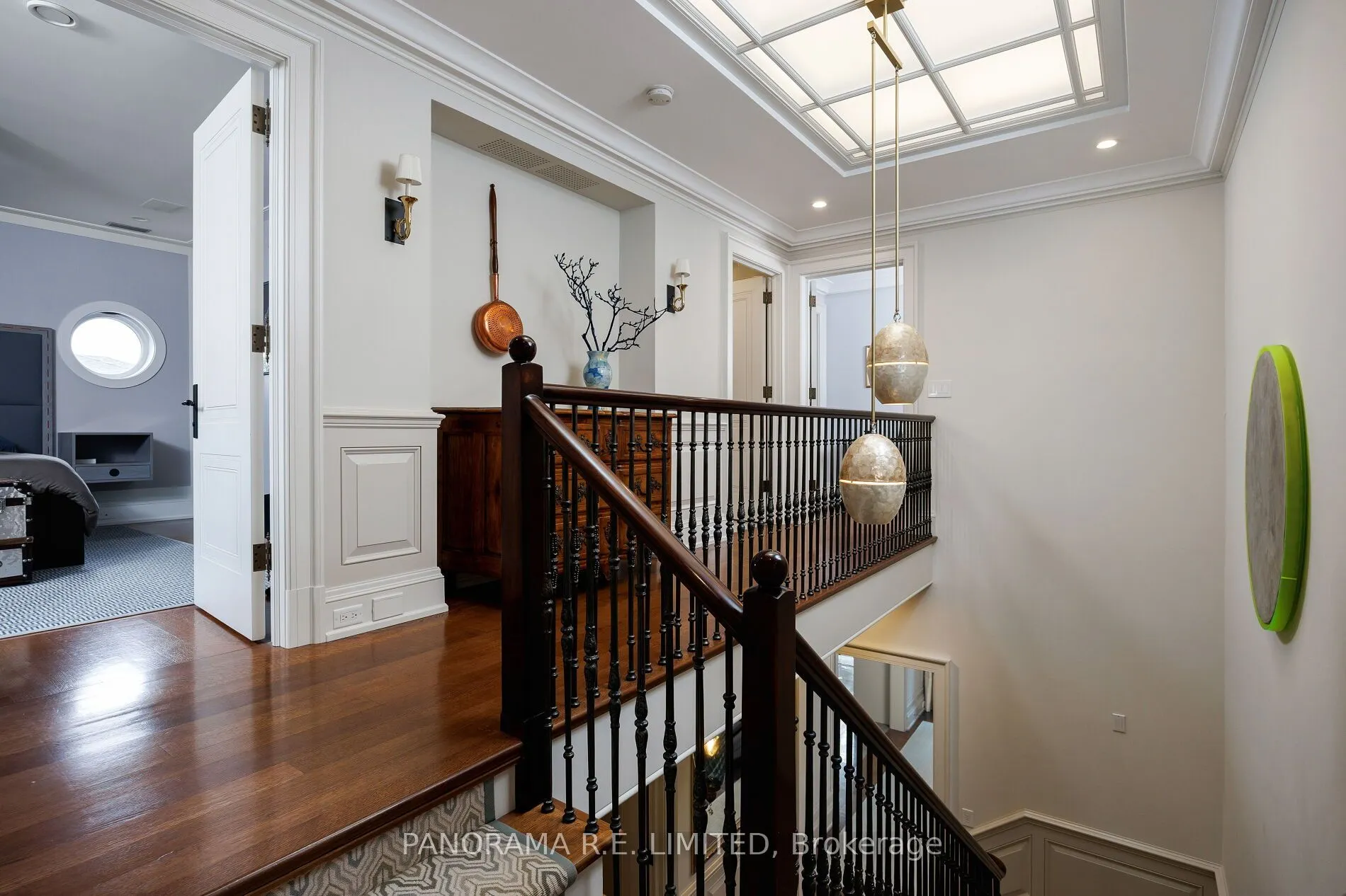 19 Graystone Gardens