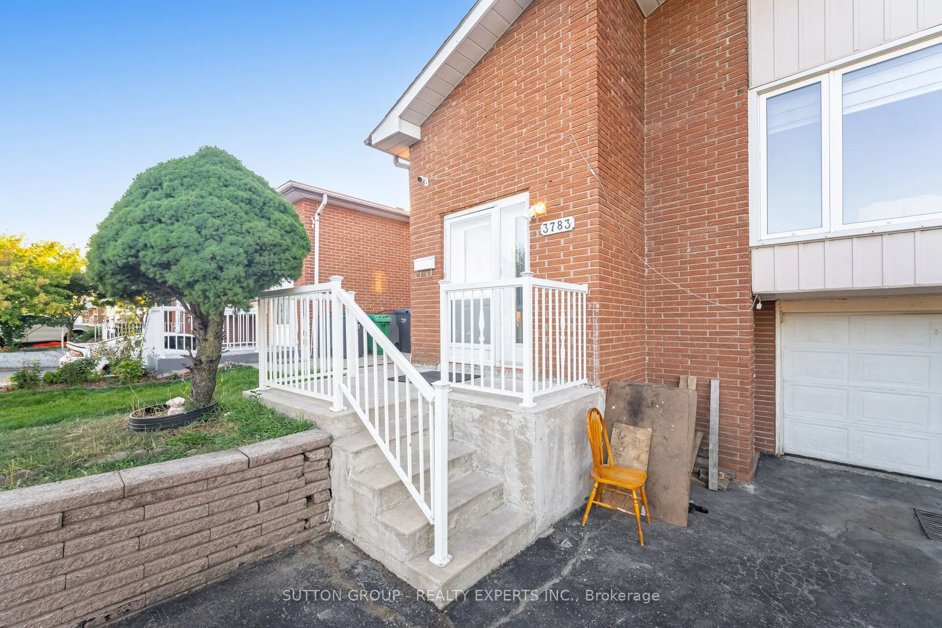 3783 Keenan Crescent