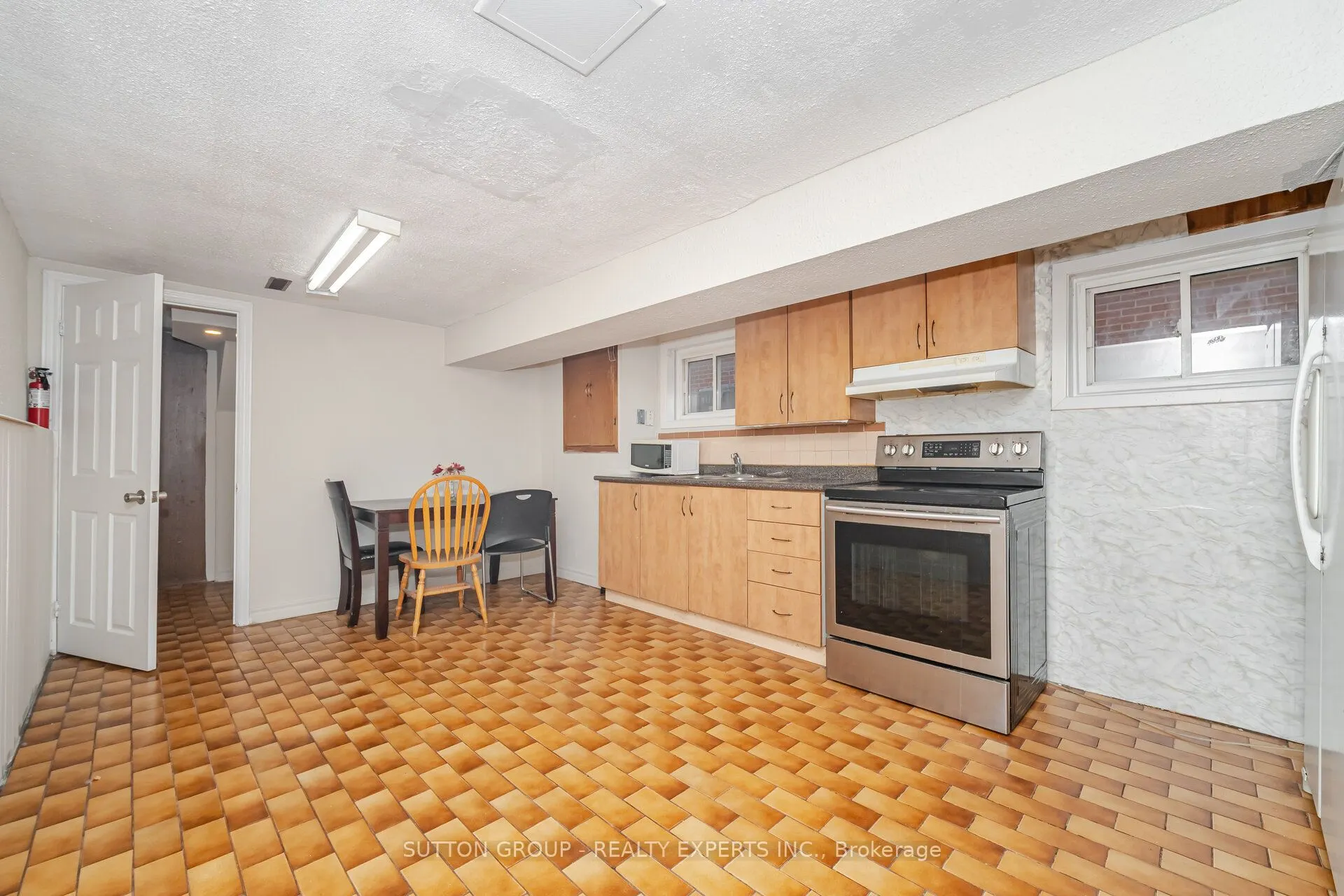 3783 Keenan Crescent
