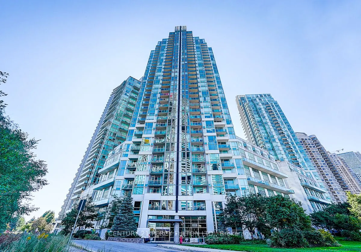 220 Burnhamthorpe Road W