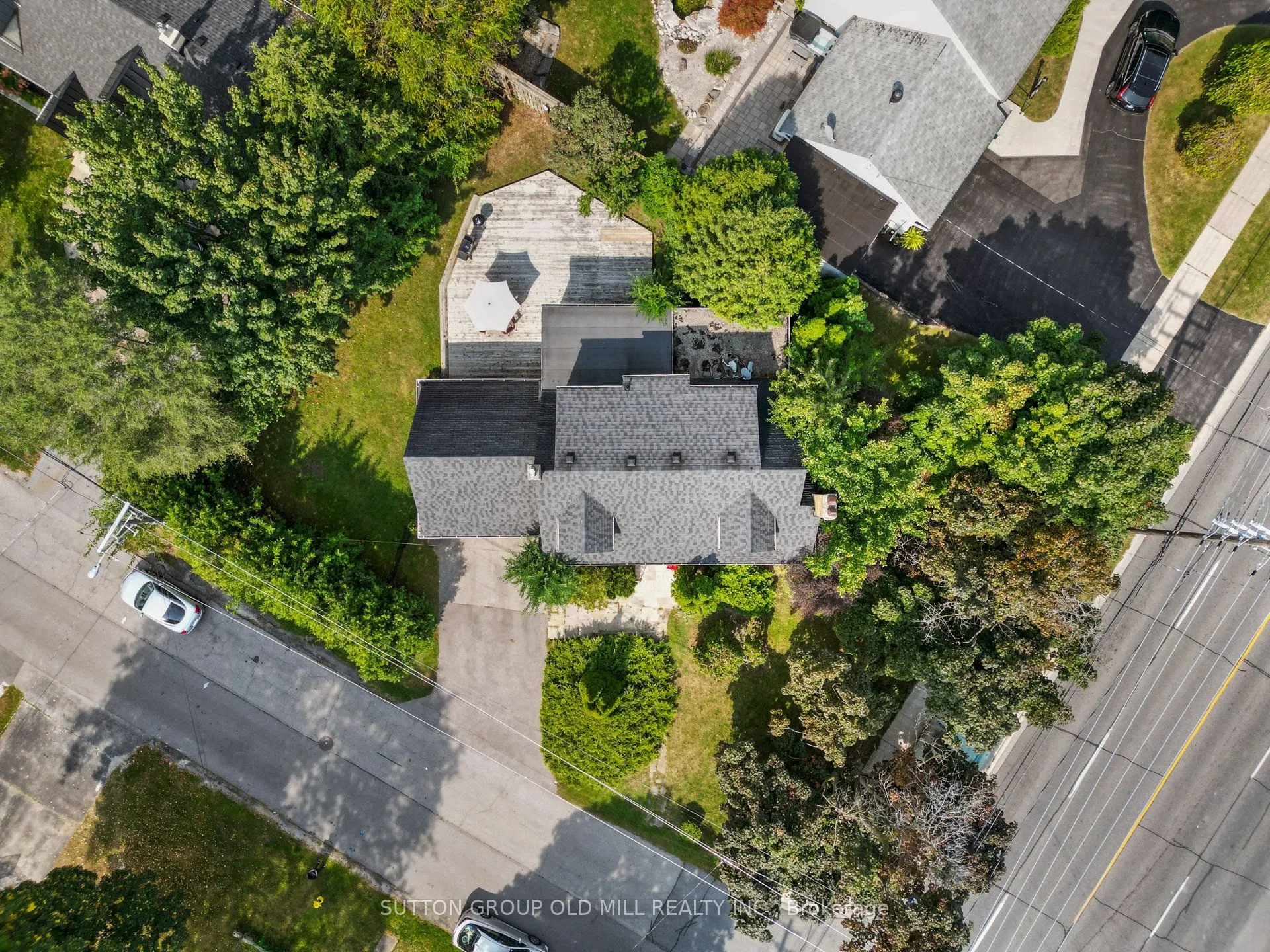 2 Bywood Drive