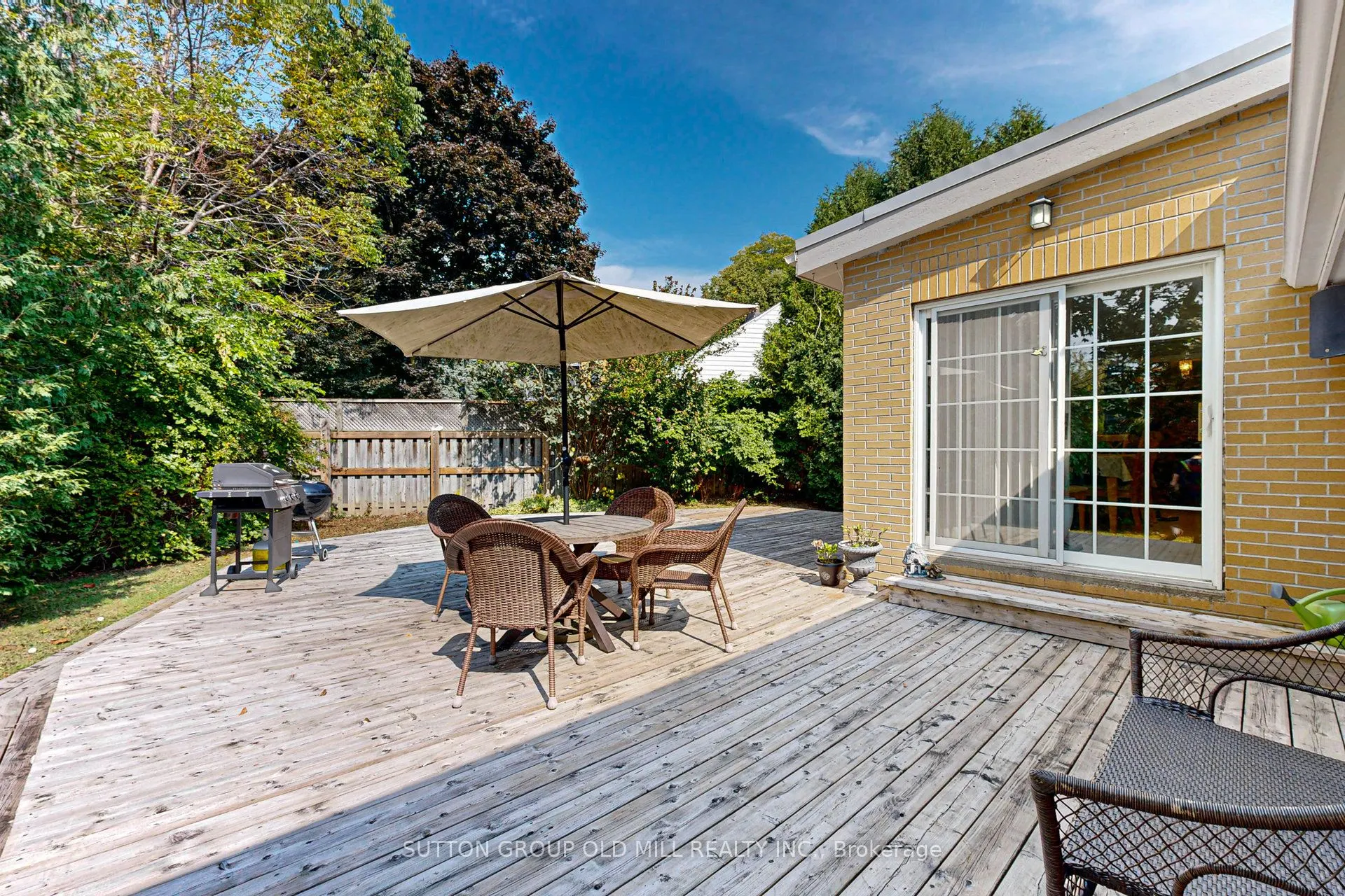 2 Bywood Drive