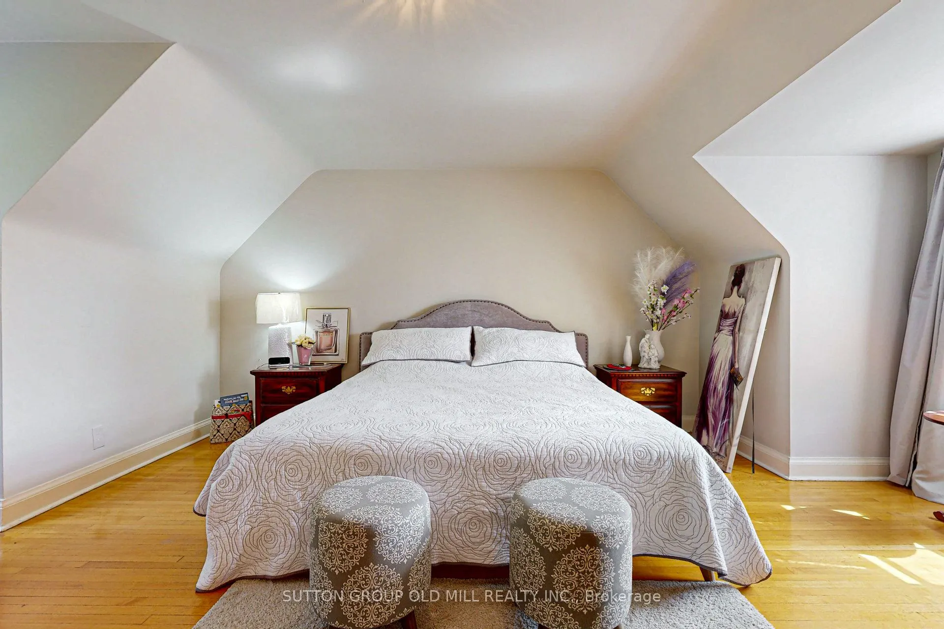 2 Bywood Drive