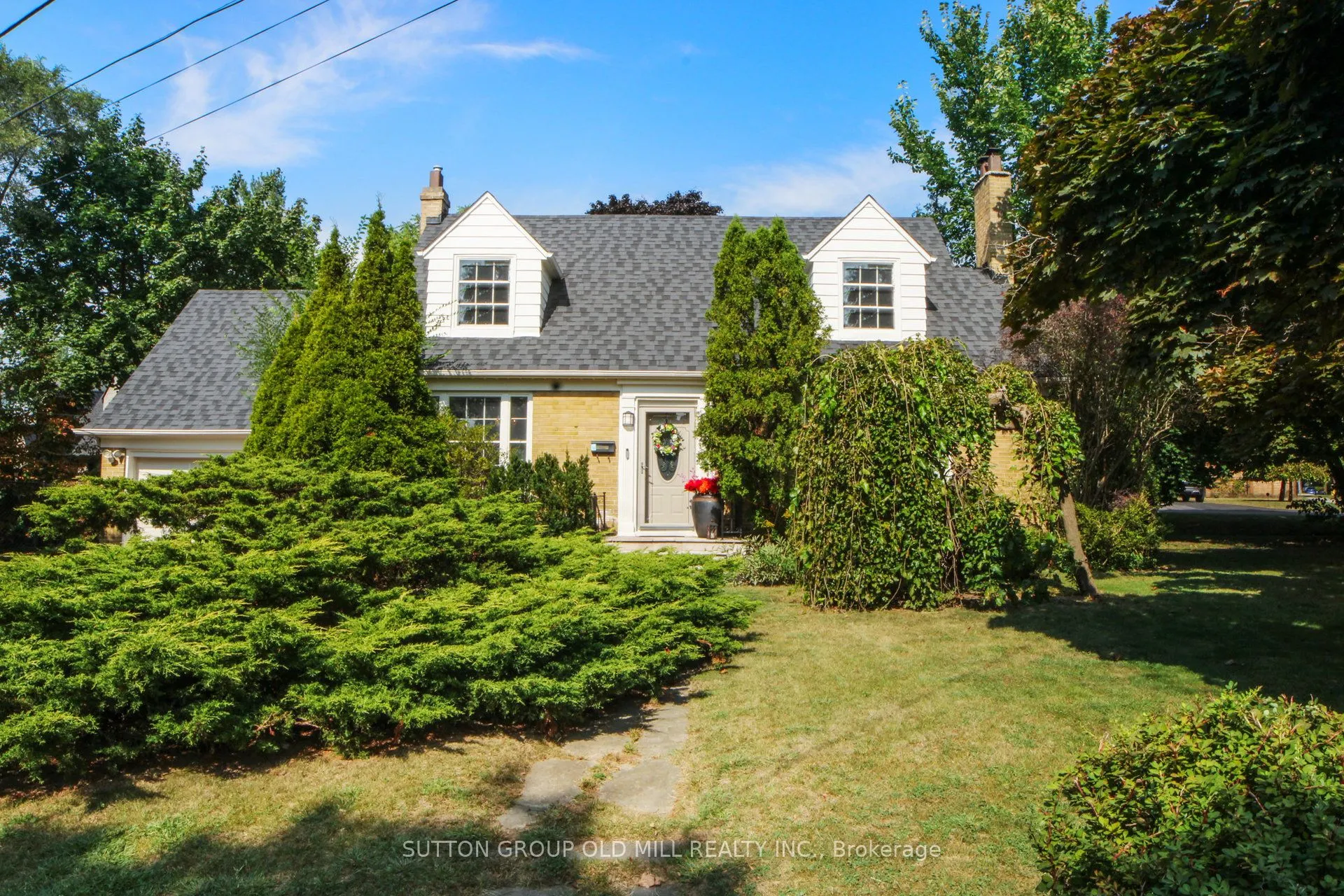 2 Bywood Drive
