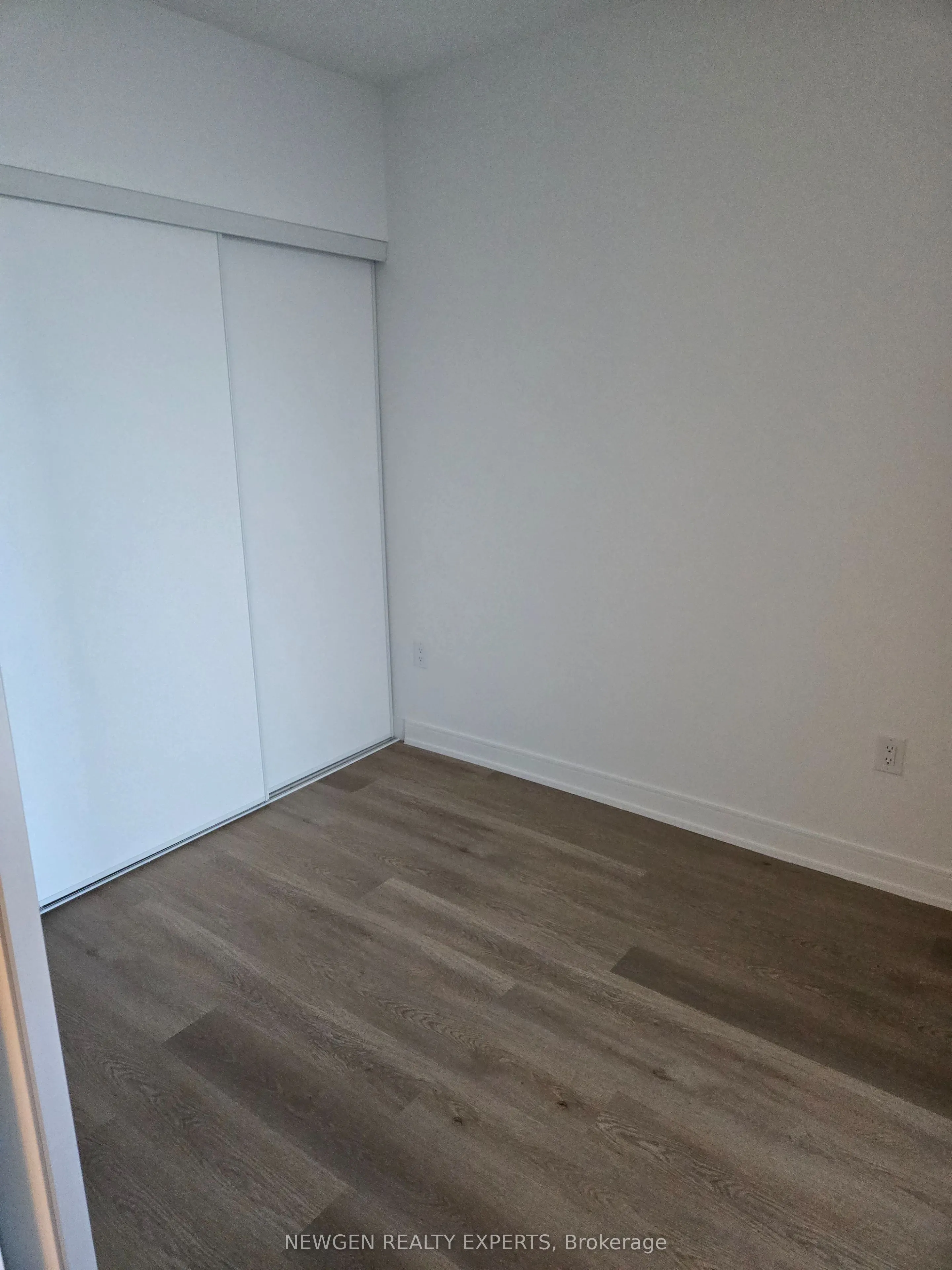3009 Novar Road, #428
