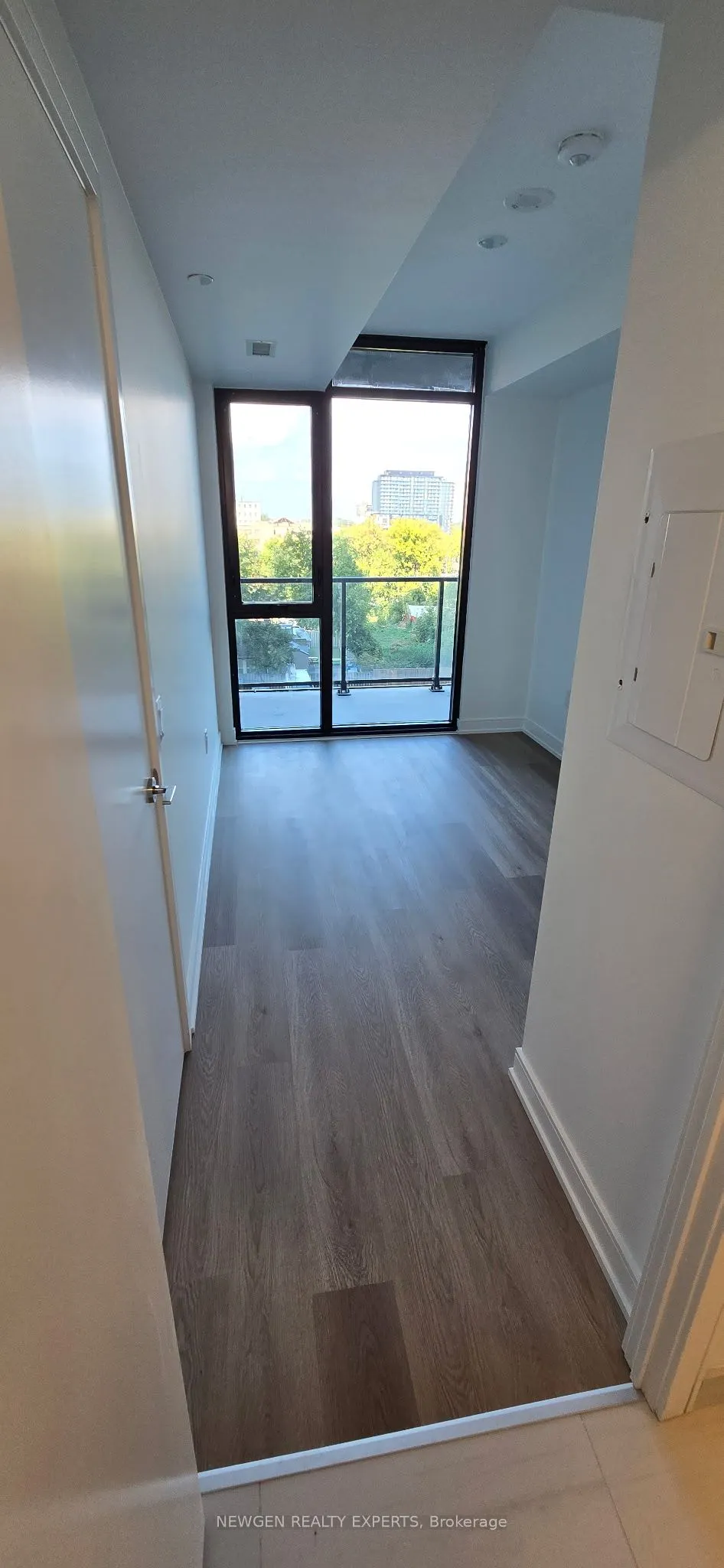 3009 Novar Road, #428