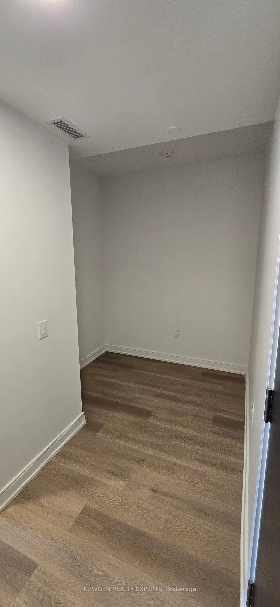 3009 Novar Road, #428