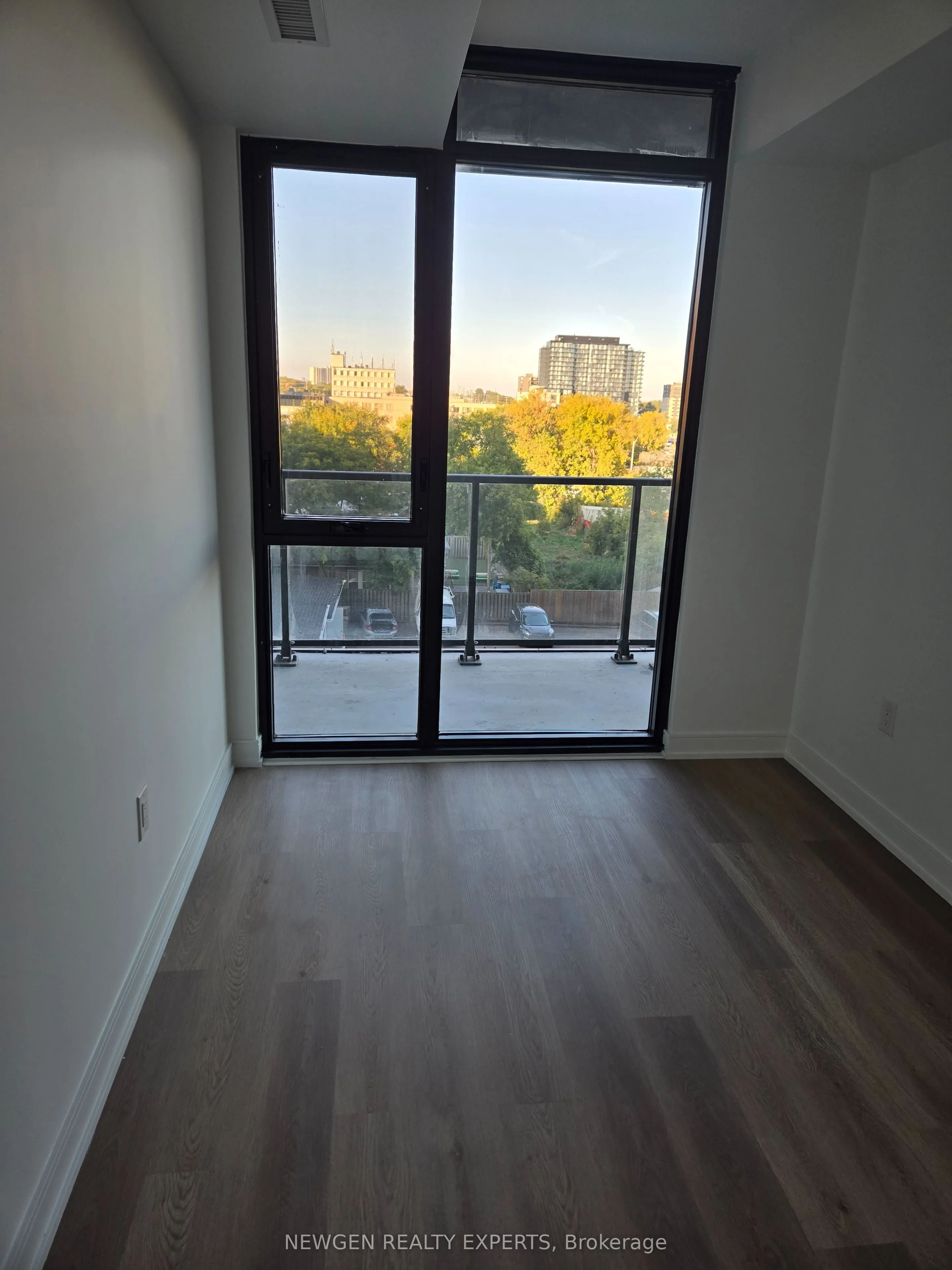 3009 Novar Road, #428