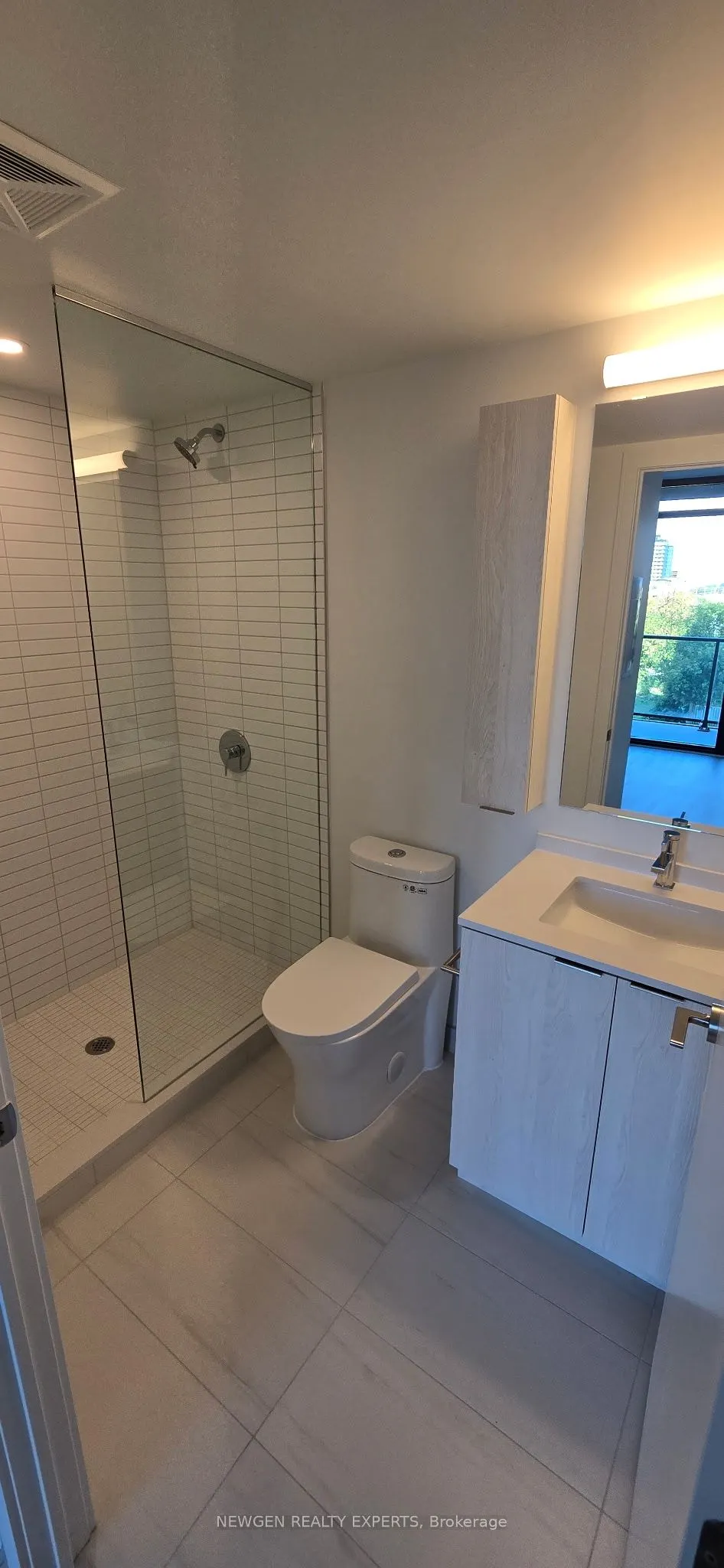 3009 Novar Road, #428