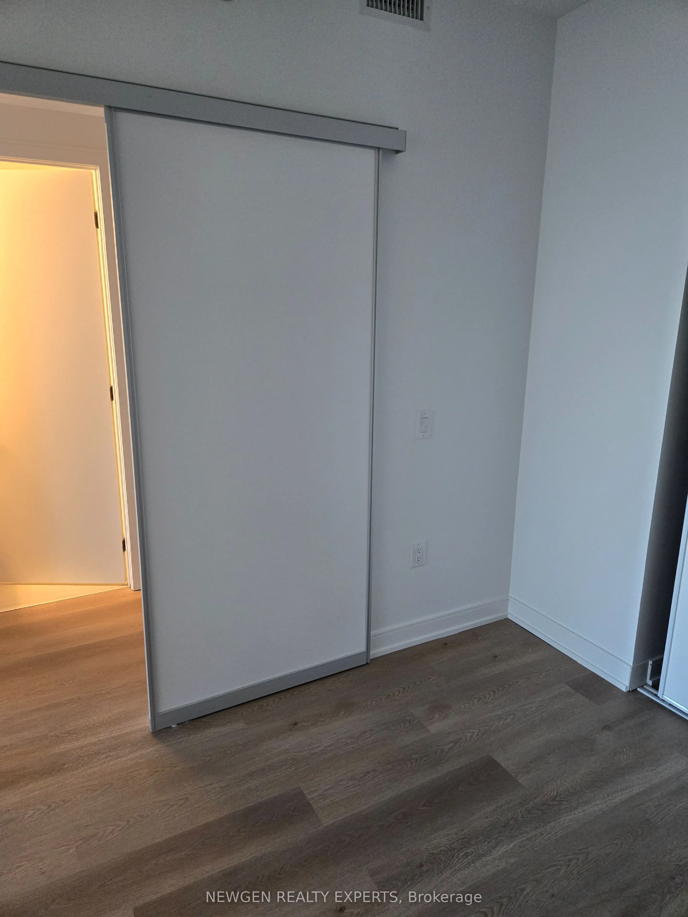 3009 Novar Road, #428