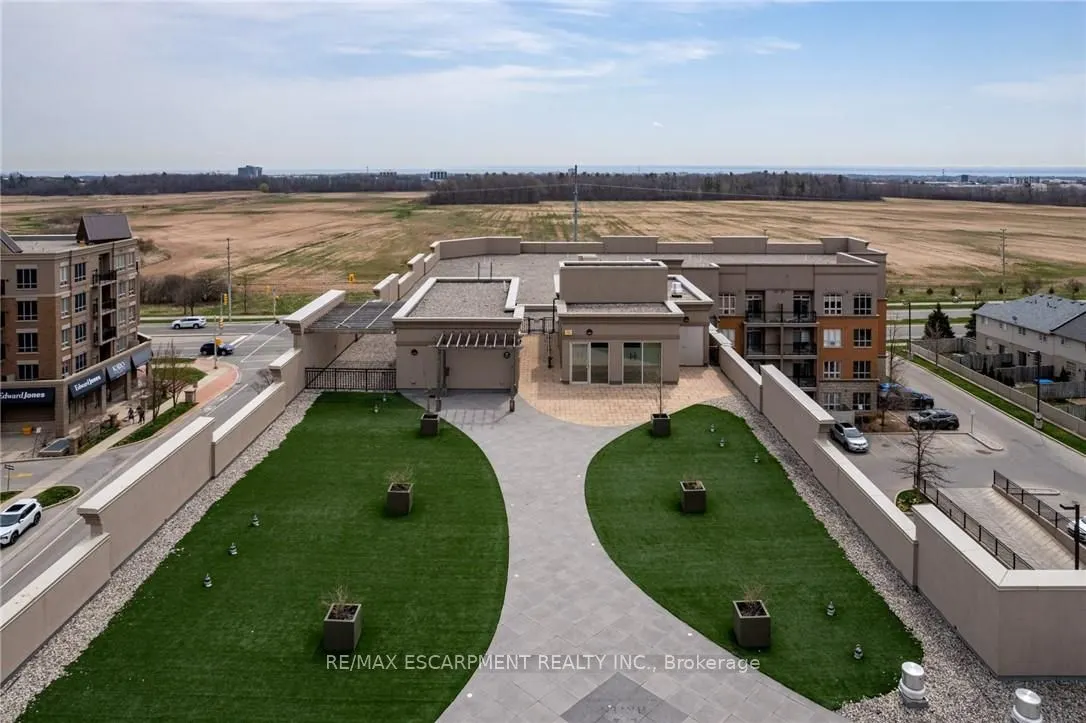 5317 Upper Middle Road, #316
