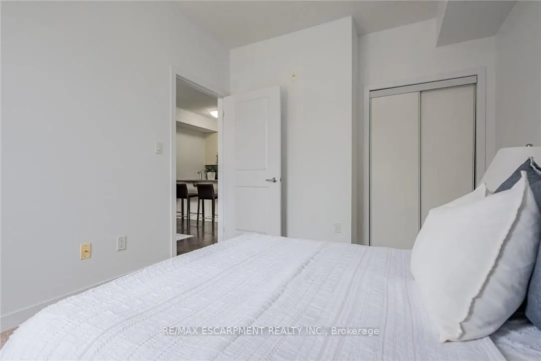 5317 Upper Middle Road, #316