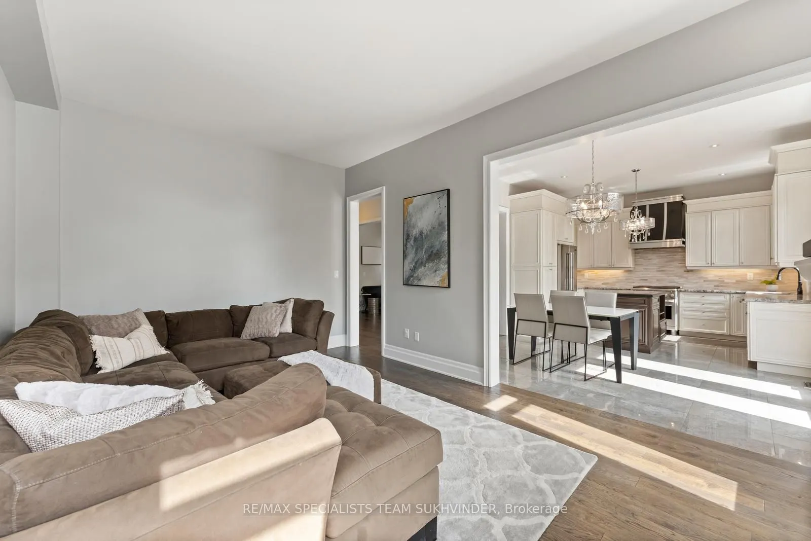 6 Prince Michael Court