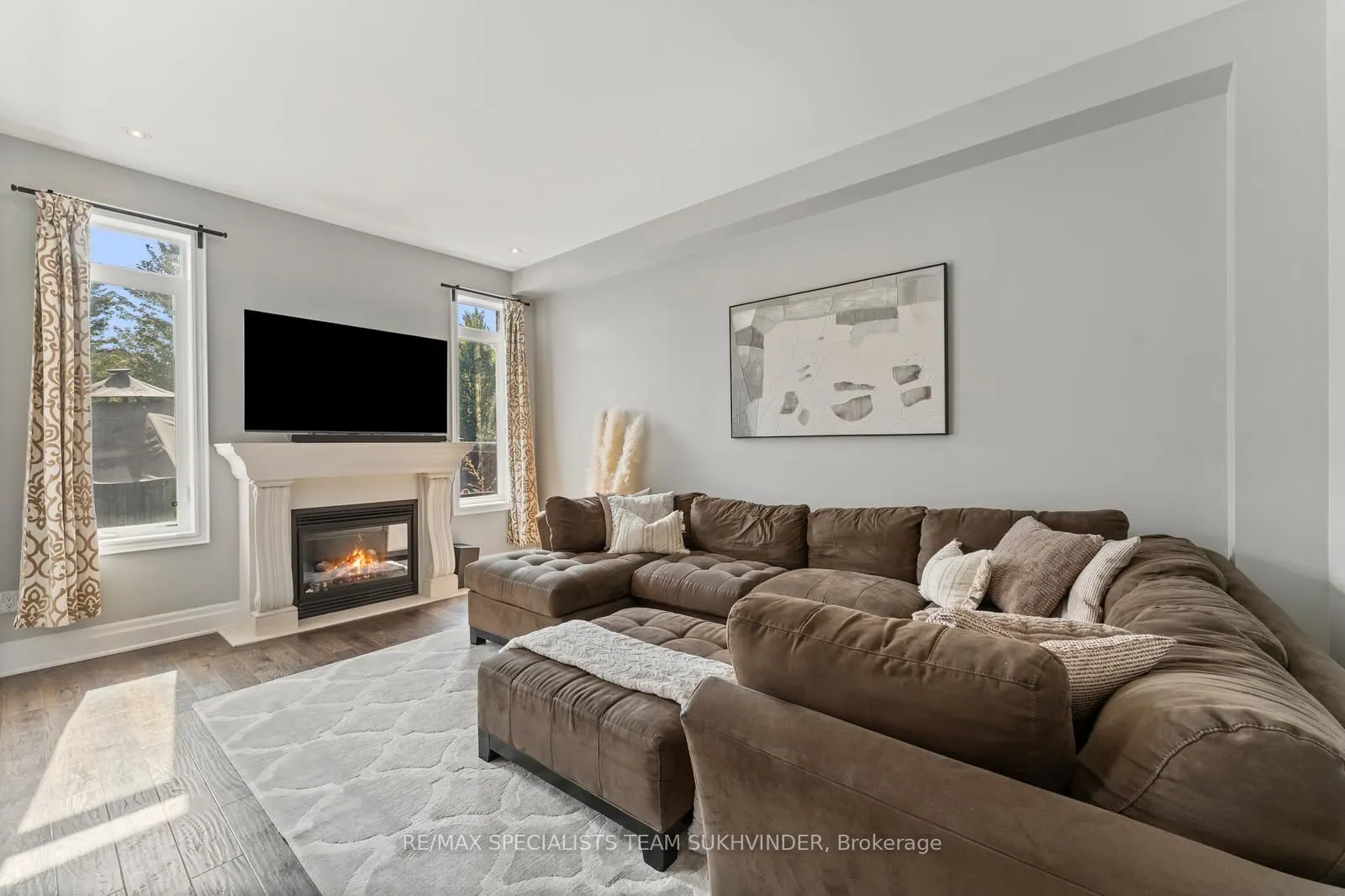 6 Prince Michael Court