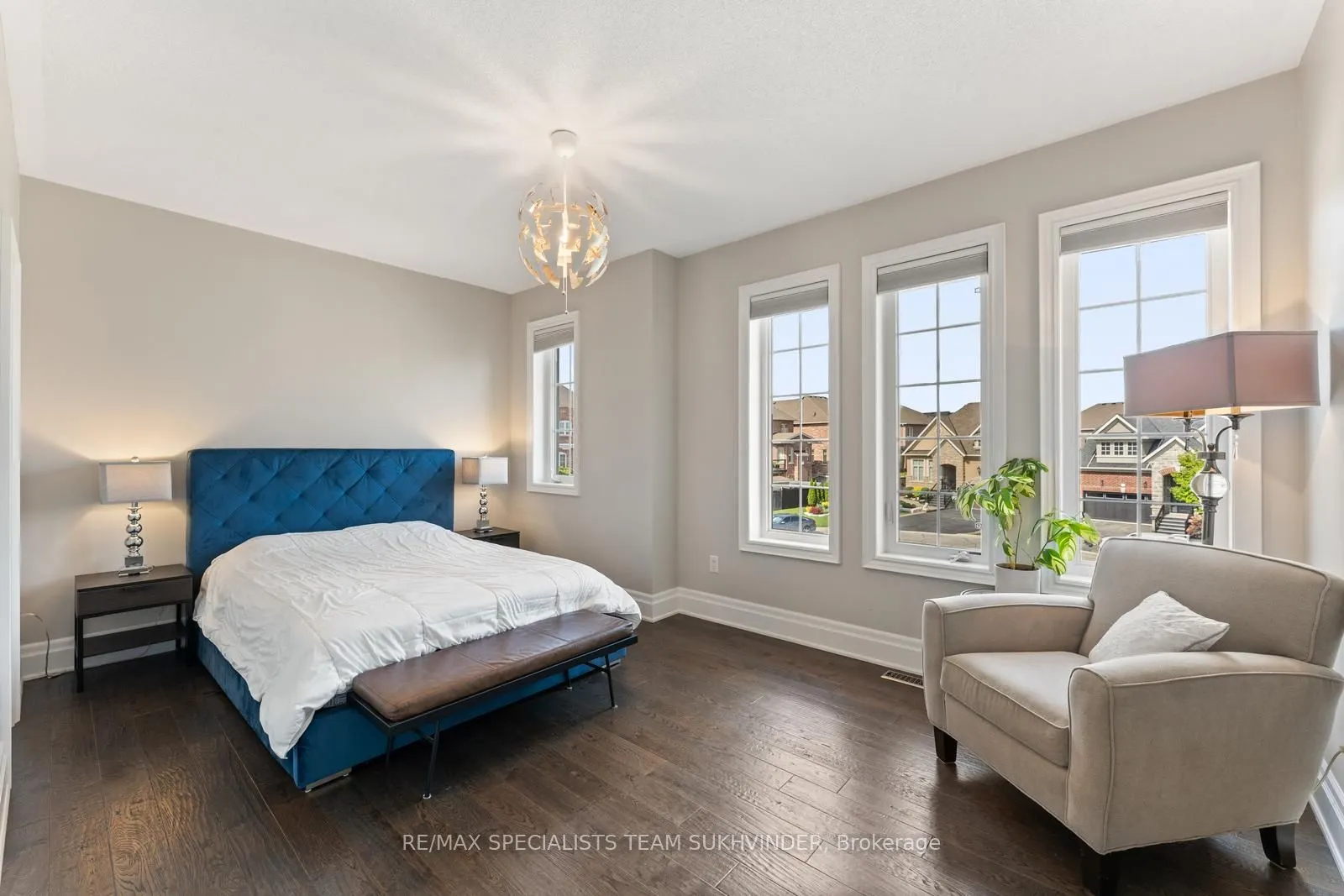 6 Prince Michael Court