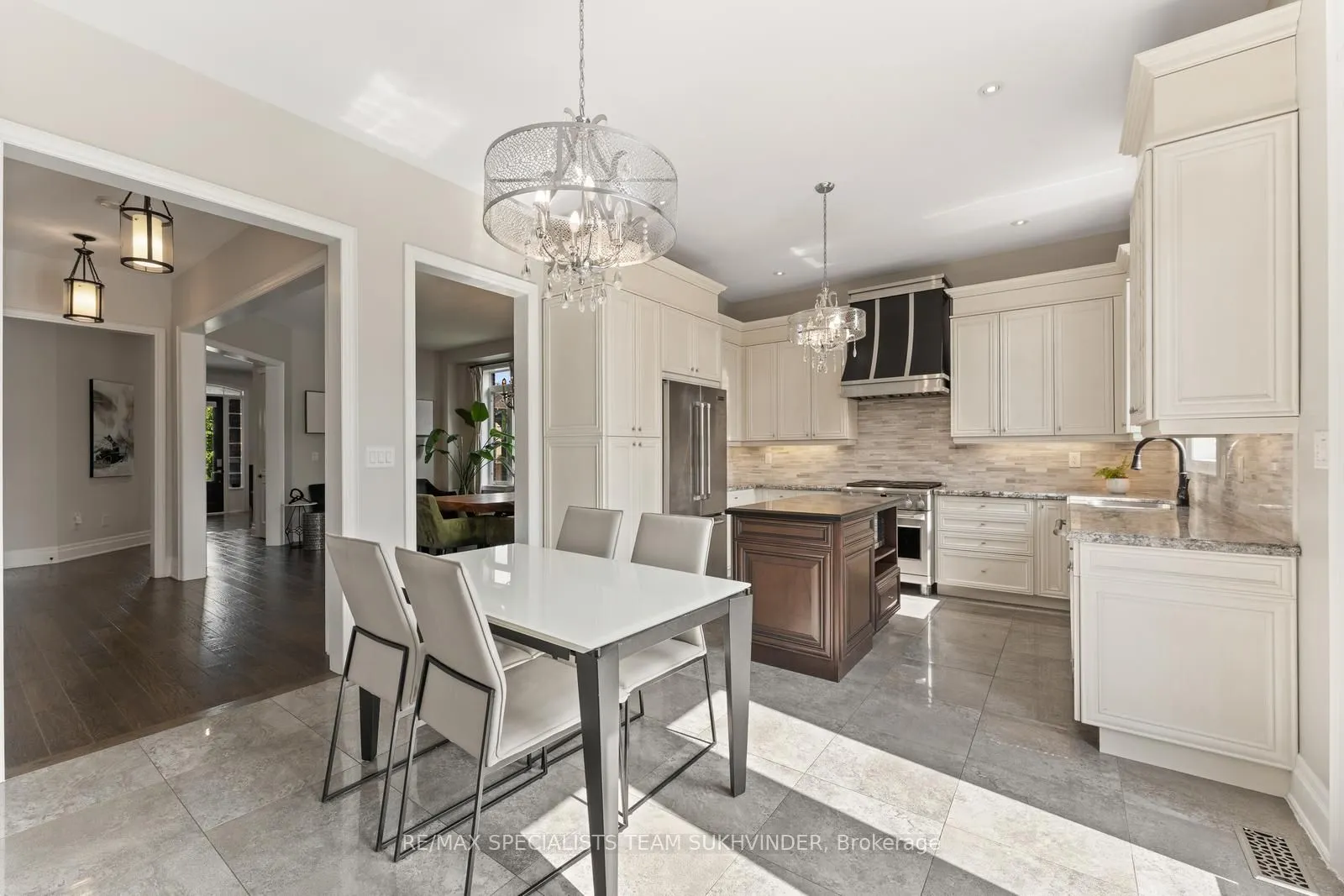 6 Prince Michael Court